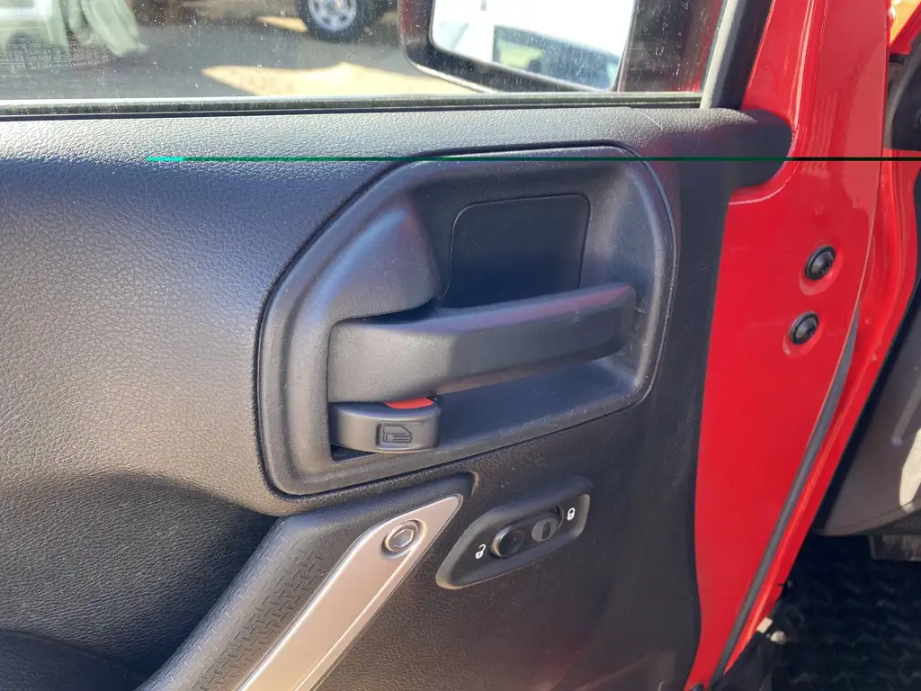 2016 Jeep Wrangler Sahara | Cruise Control | Heated Seats | Hill Assi — photo 4