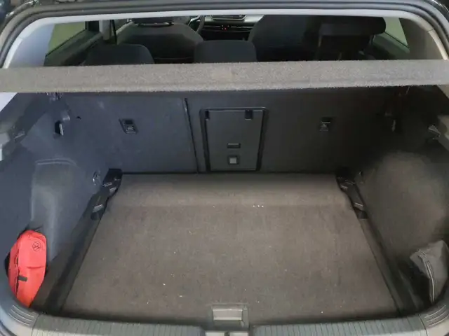Volkswagen Golf view 15