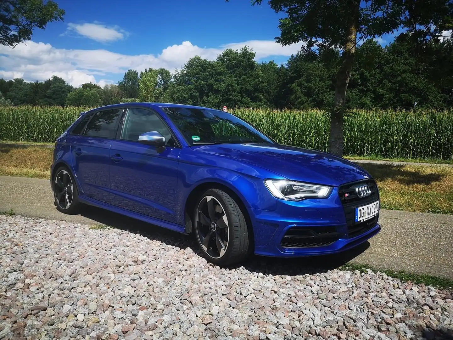 Audi S3 2.0 TFSI quattro Blau - 1