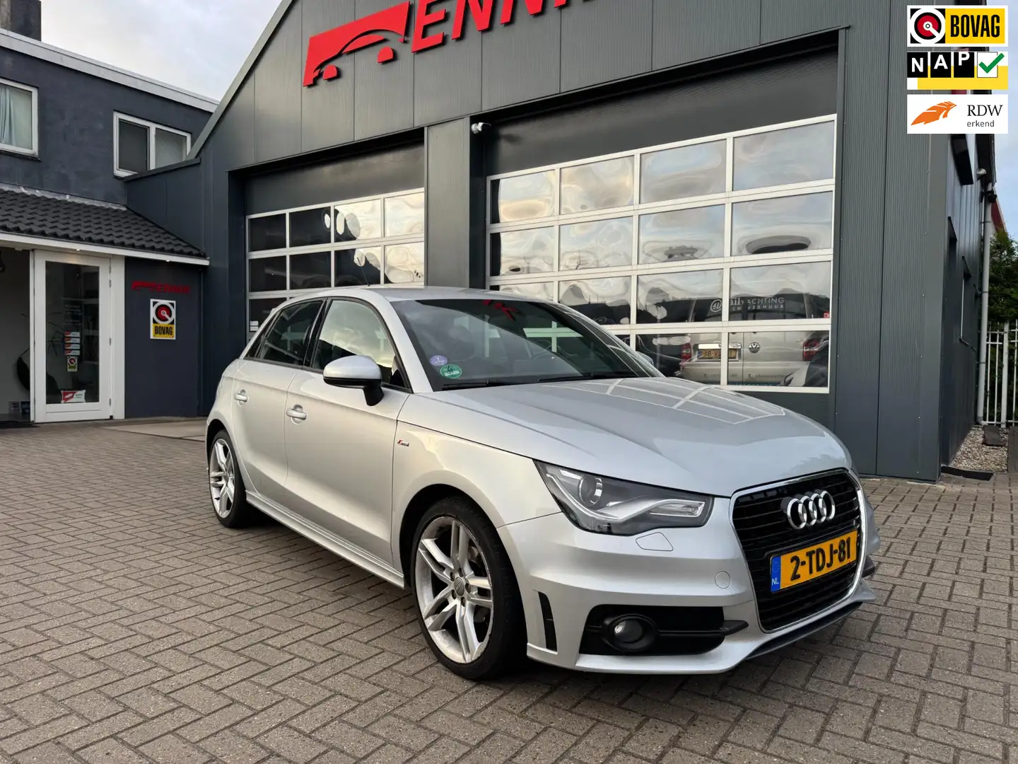 Audi A1 Sportback 1.2 TFSI Pro Line S 2x Sline / Led / Cru Grijs - 1