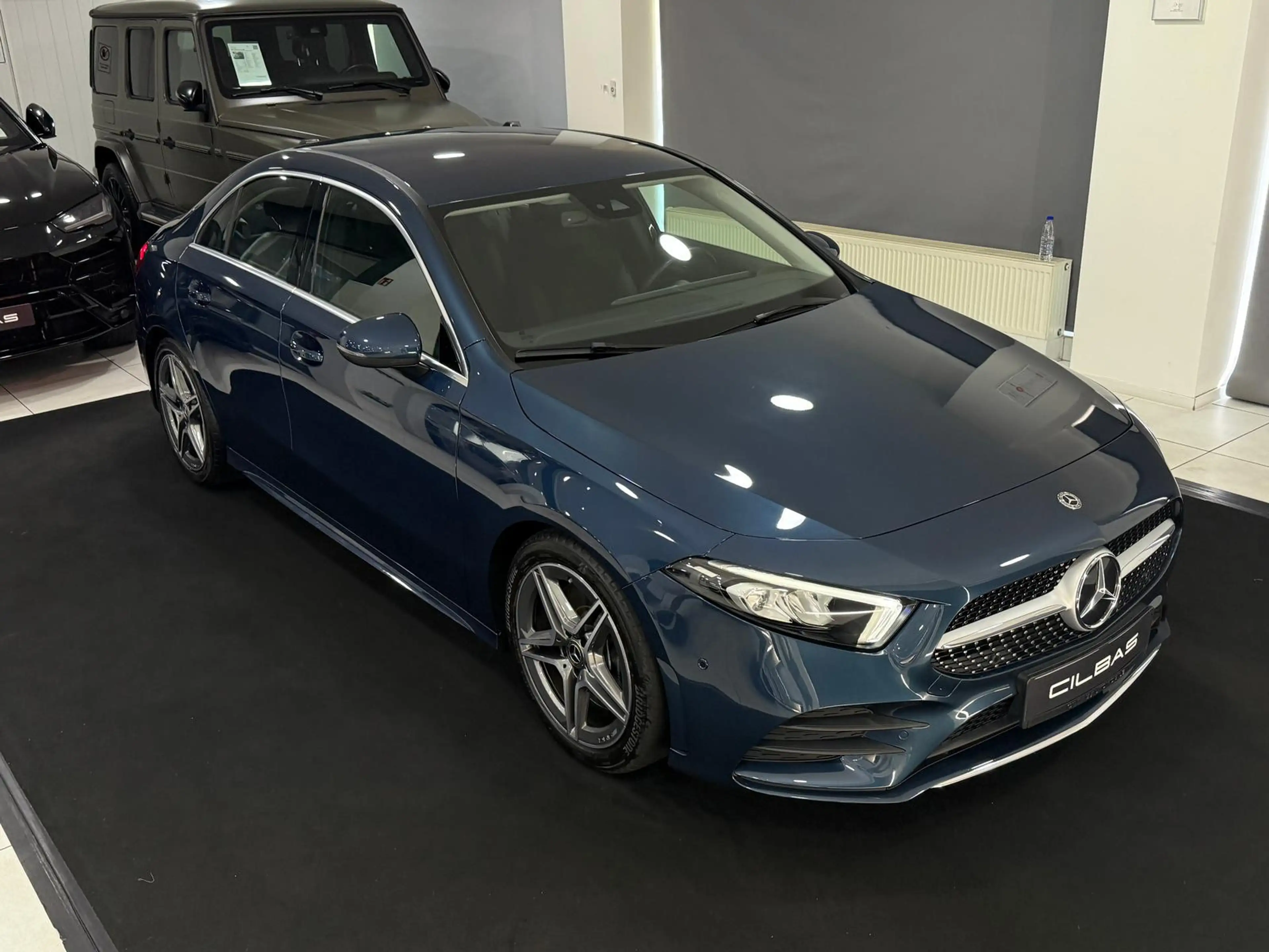 Mercedes-Benz A 250 7G LIMO AMG-LINE*WIDESCREEN*LED*SPURH*SHZ* — photo 6
