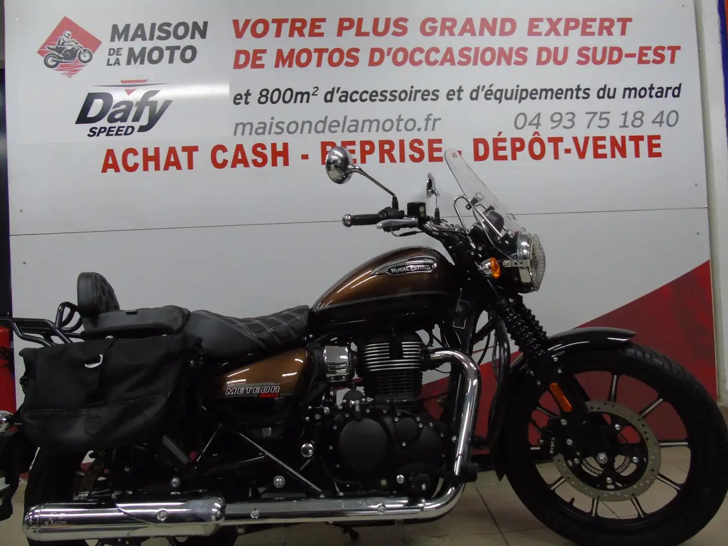 Royal Enfield Brun - 1