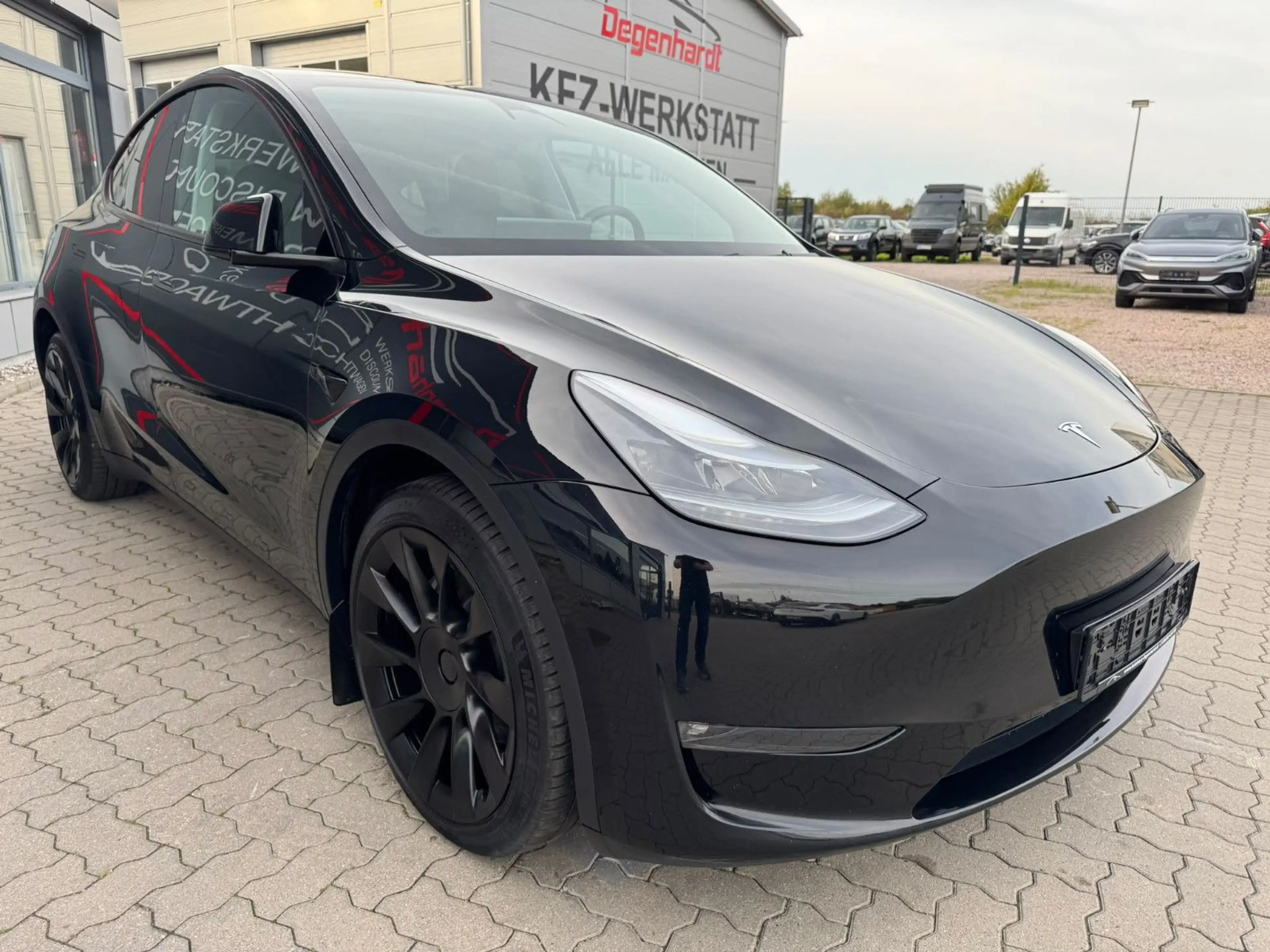 Tesla Model Y Long Range Dual AWD 20" Induction FSD — photo 15