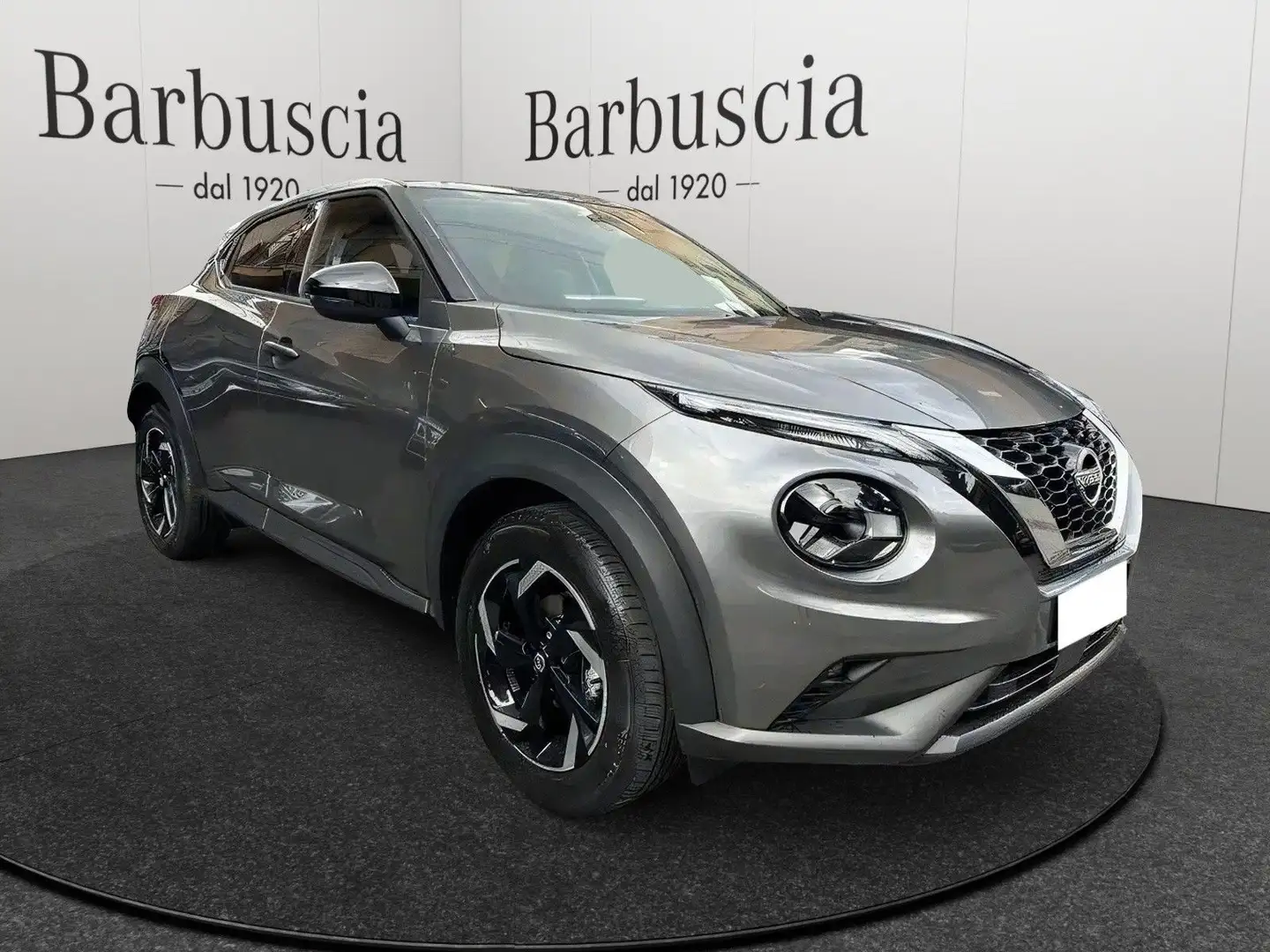 Nissan Juke Juke 1.0 dig-t Acenta 114cv Grigio - 1