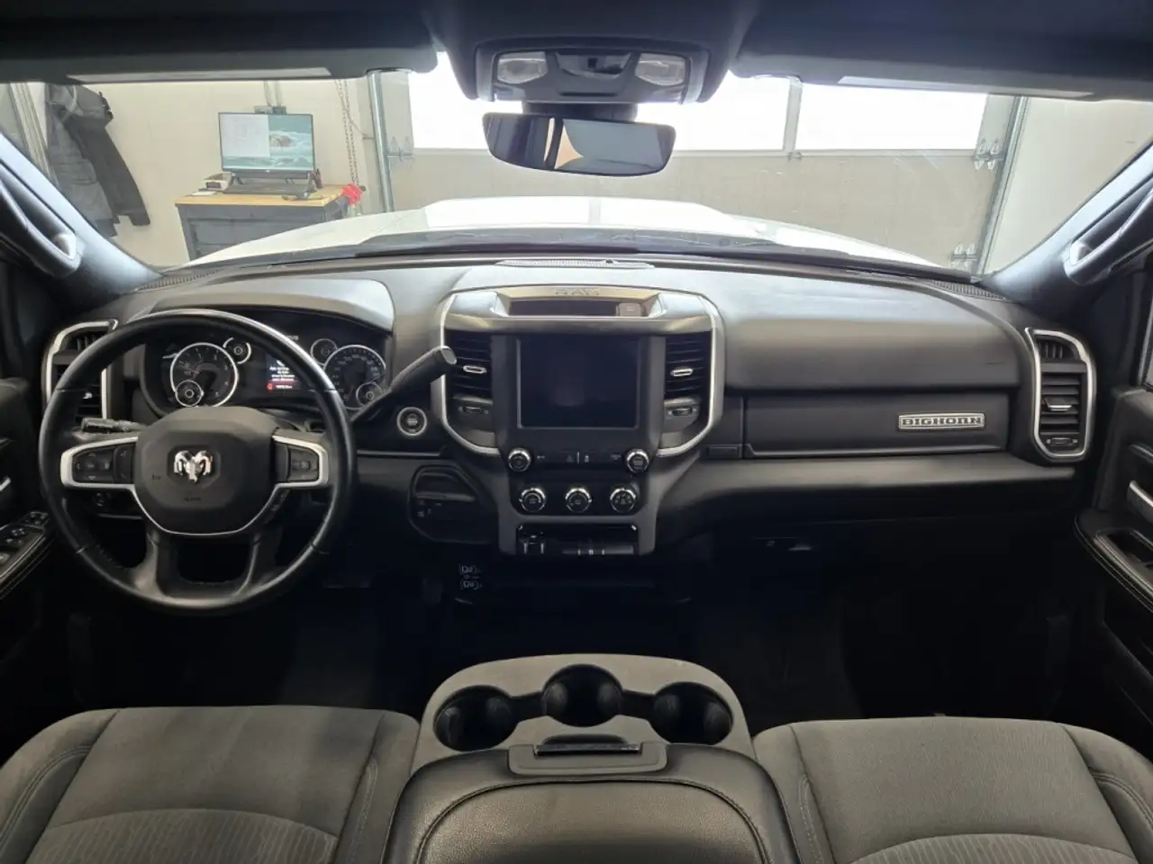 RAM 3500 снимка RAM 3500