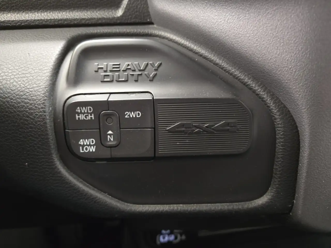 RAM 3500 снимка RAM 3500