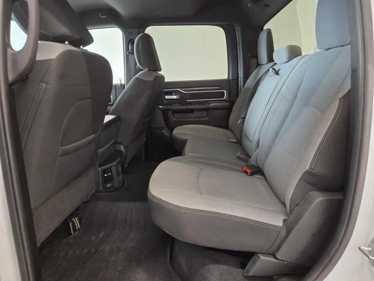 RAM 3500 снимка RAM 3500