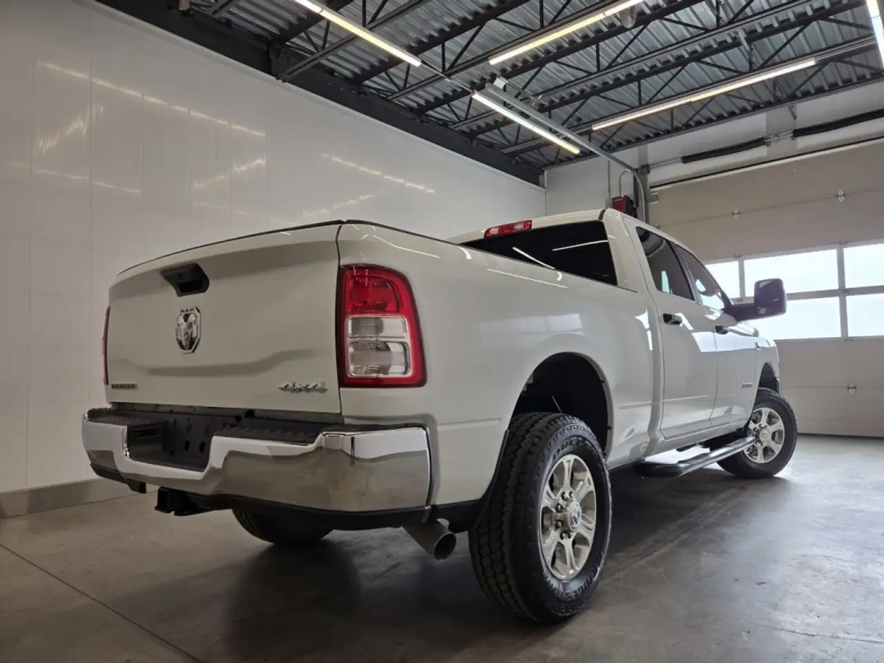 RAM 3500 снимка RAM 3500