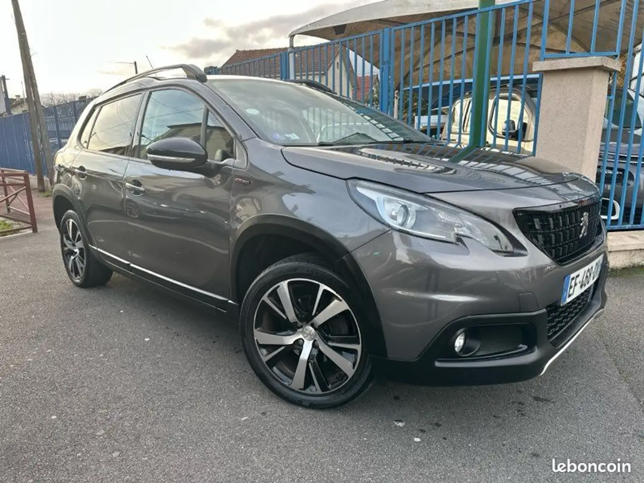 Peugeot 2008 GT LINE 110ch S\u0026S