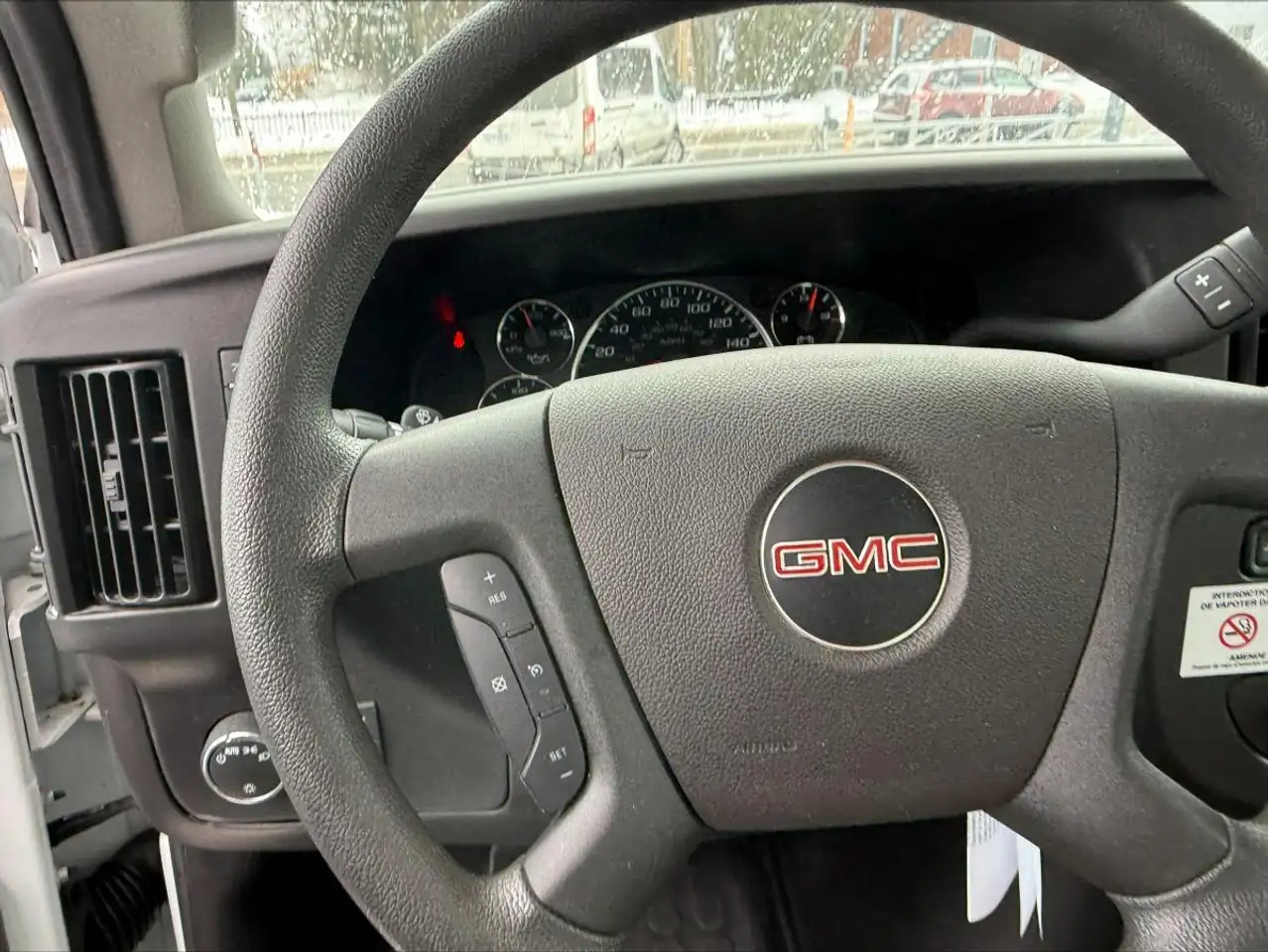 GMC Savana 3500 снимка GMC Savana 3500