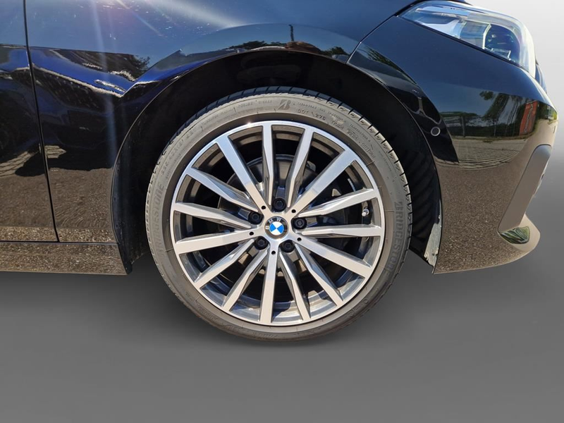 BMW 218 Advantage — photo 15