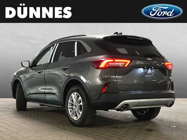 Ford Kuga view 3
