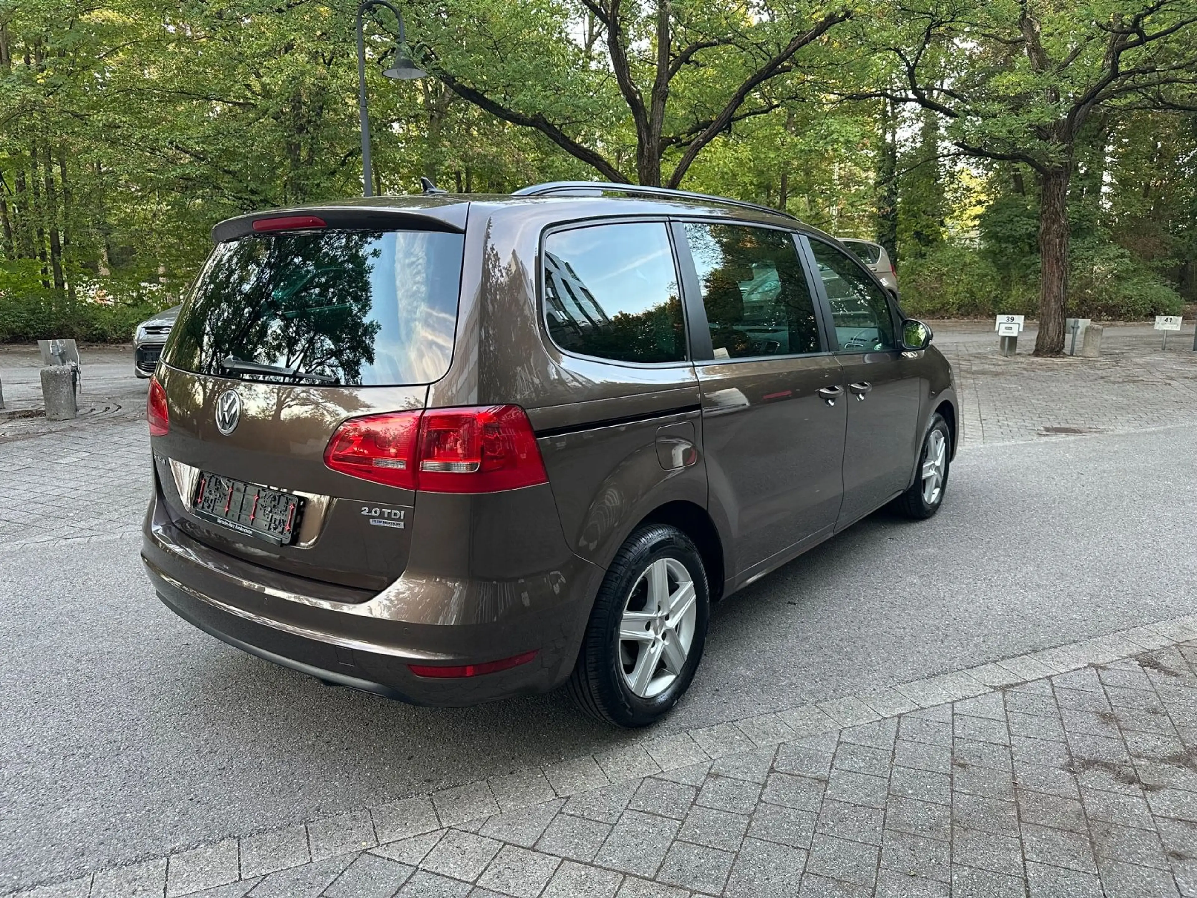 Volkswagen Sharan Trendline BMT — photo 5