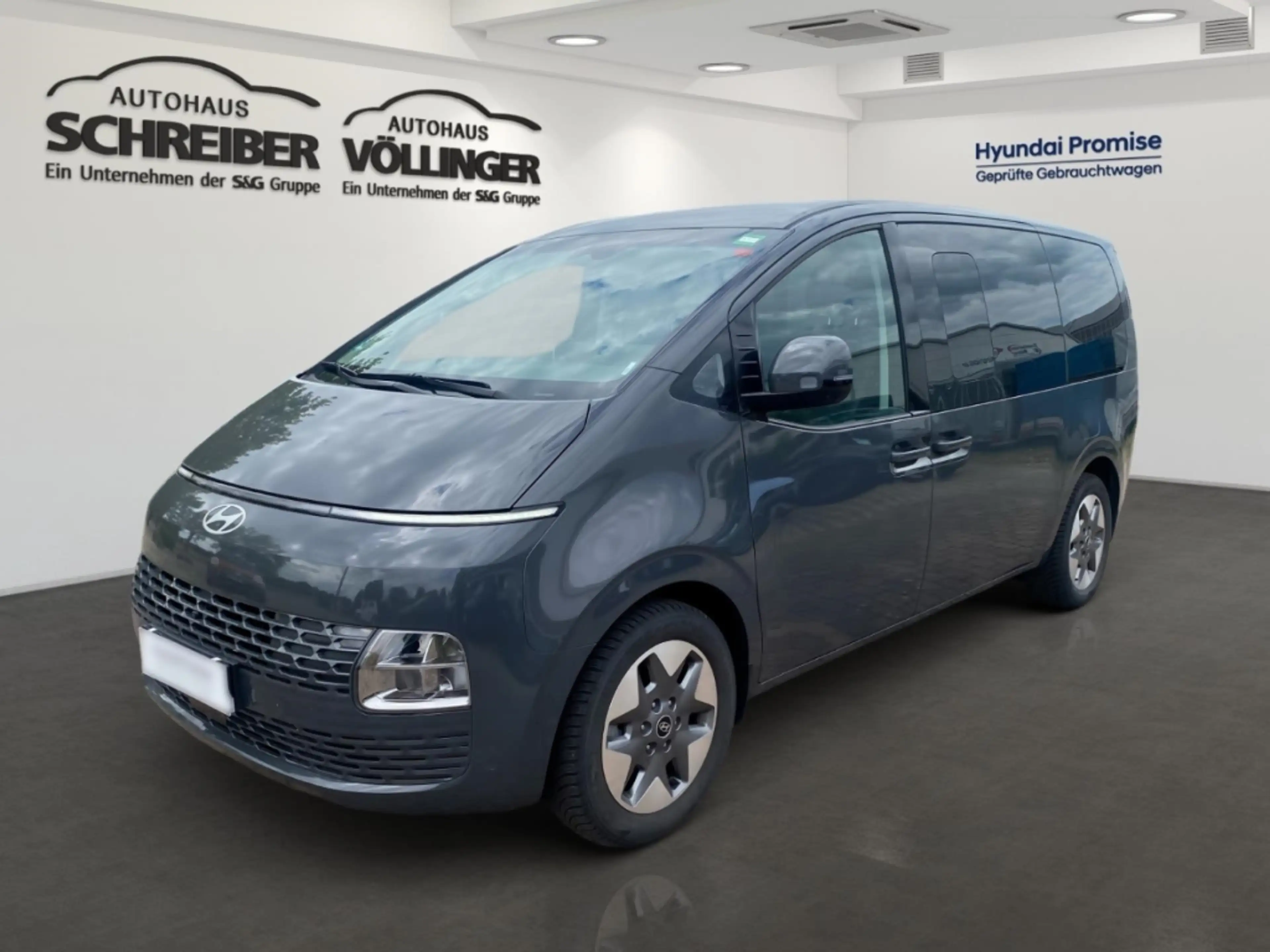 Hyundai STARIA Prime Hybrid 2WD 9-Sitzer 225PS Leder 360° LED