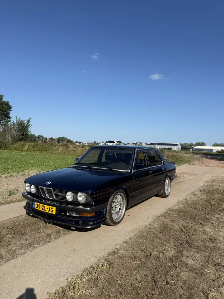 BMW 525e, foto 3