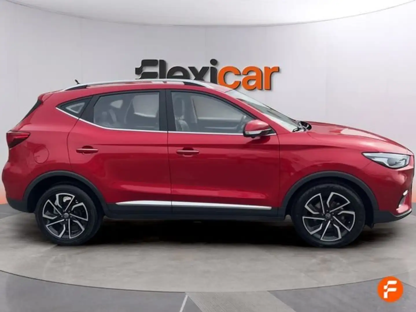 MG ZS 1.5 Luxury Burdeos - 2