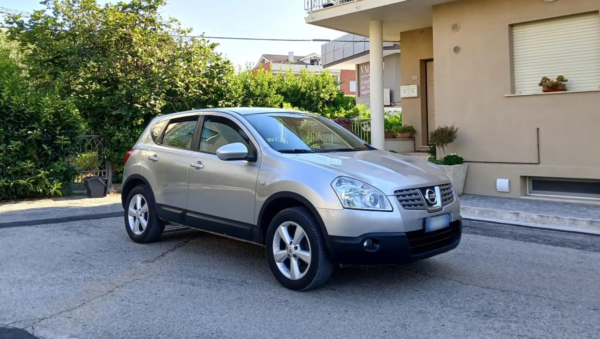 Nissan Qashqai 1.5 Diesel Anno 2010 6 Marce (Tel 353 371 0807) Grigio - 2