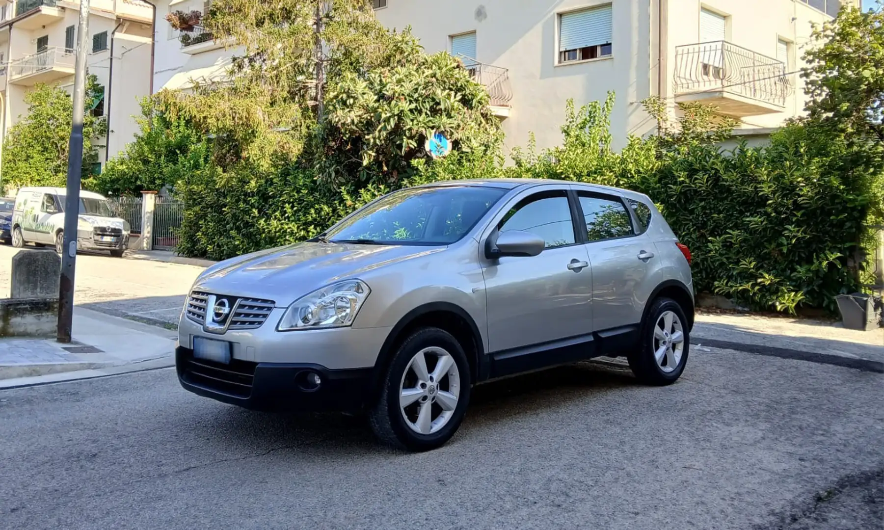 Nissan Qashqai 1.5 Diesel Anno 2010 6 Marce (Tel 353 371 0807) Grigio - 1