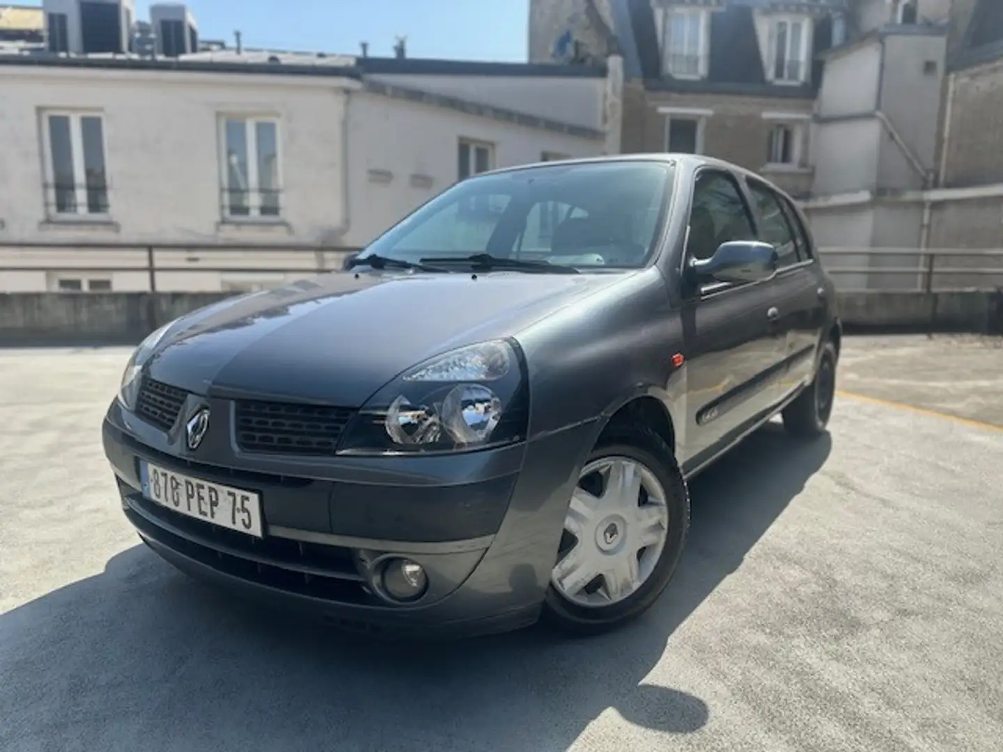 Renault Clio 1.4 16V 98CH EXPRESSION 5P Gris - 1