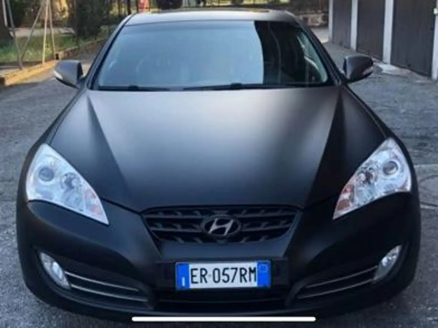 Hyundai Genesis Genesis Coupe Coupe 2.0 turbo Sport Noir - 2