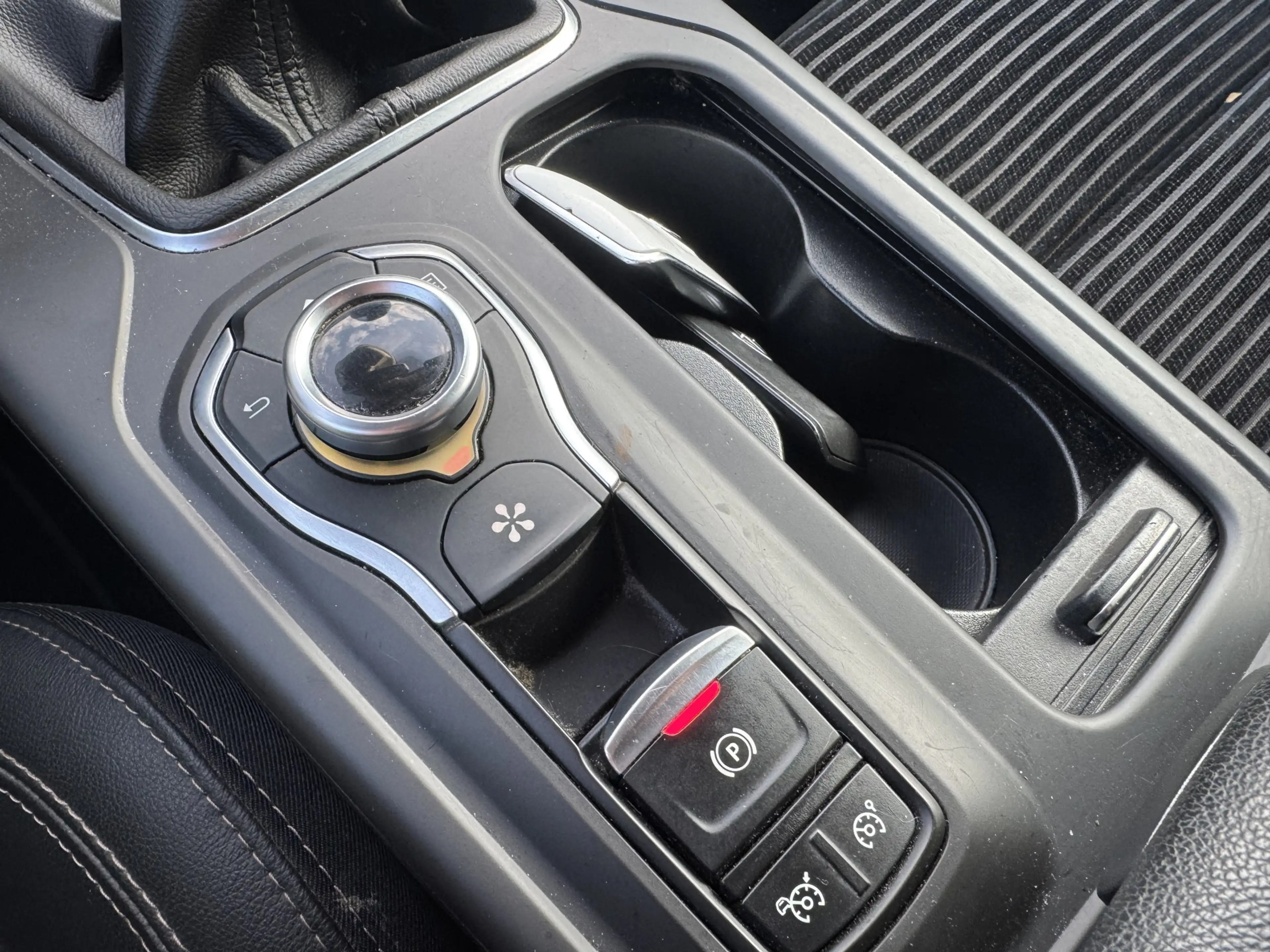 Renault Talisman Estate 1.7 Blue dCi S-Edition | Navi | Camera | Tr — photo 8