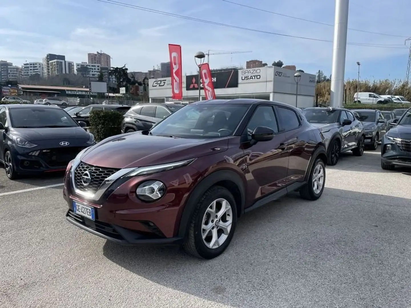 Nissan Juke 1.0 DIG-T N-Connecta Rosso - 1