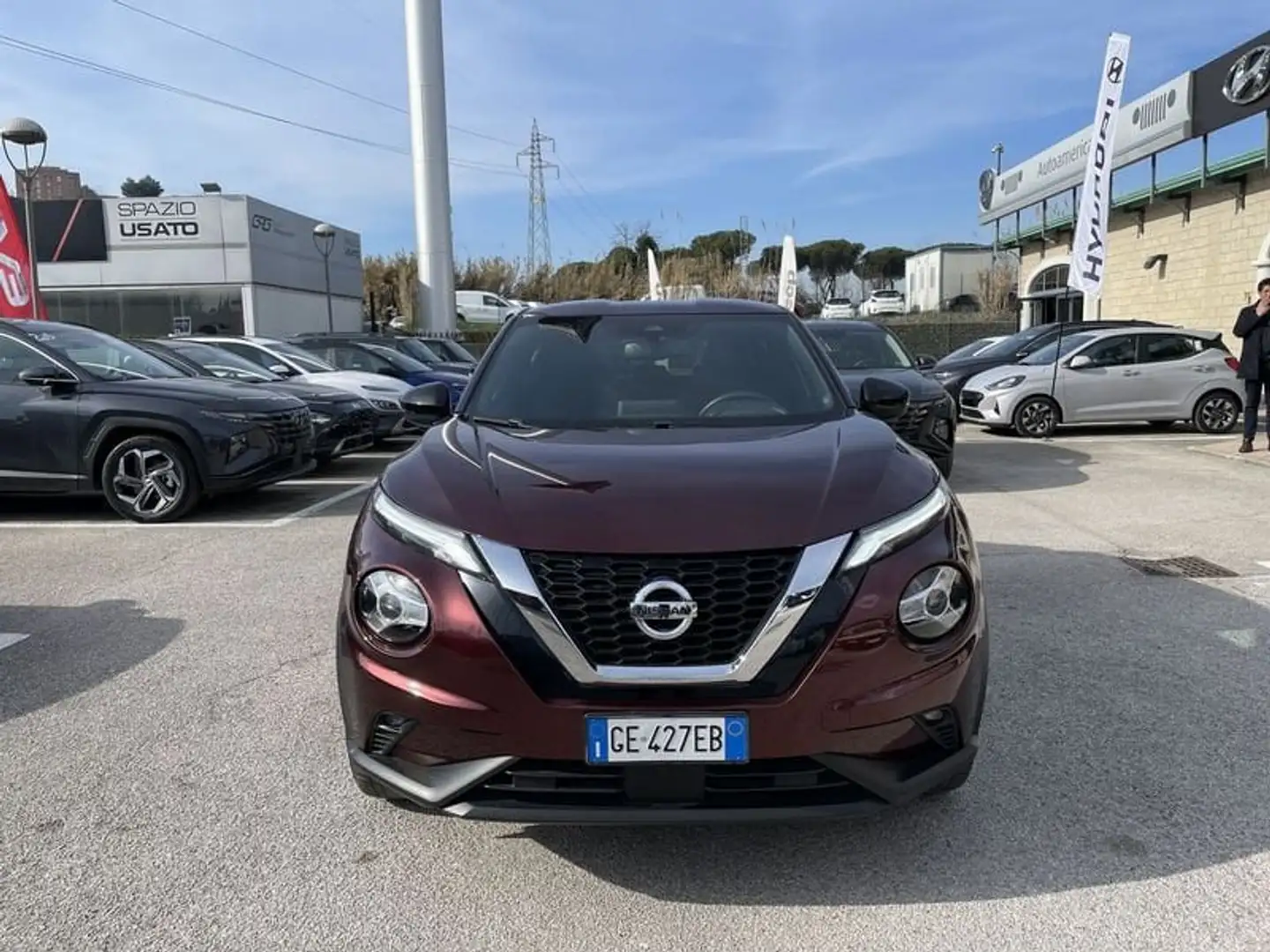Nissan Juke 1.0 DIG-T N-Connecta Rosso - 2