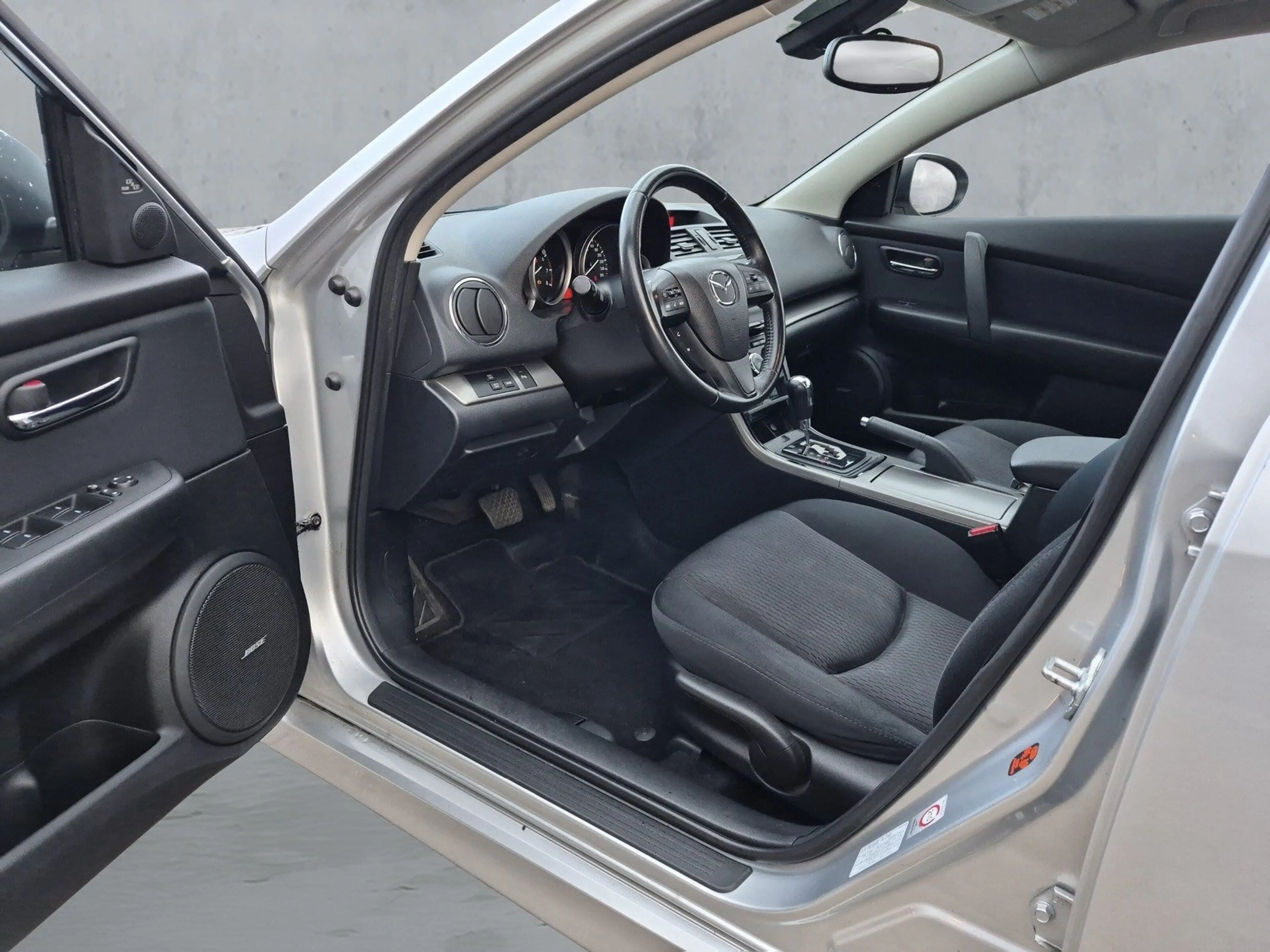 Mazda 6 Automatik+Xenon+PDC+Business — photo 11