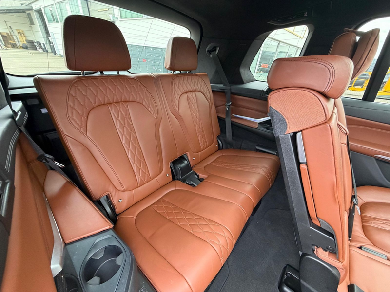 BMW X7 xDrive40i HeadUp, Gestik, Massage, Laser Voll — photo 14