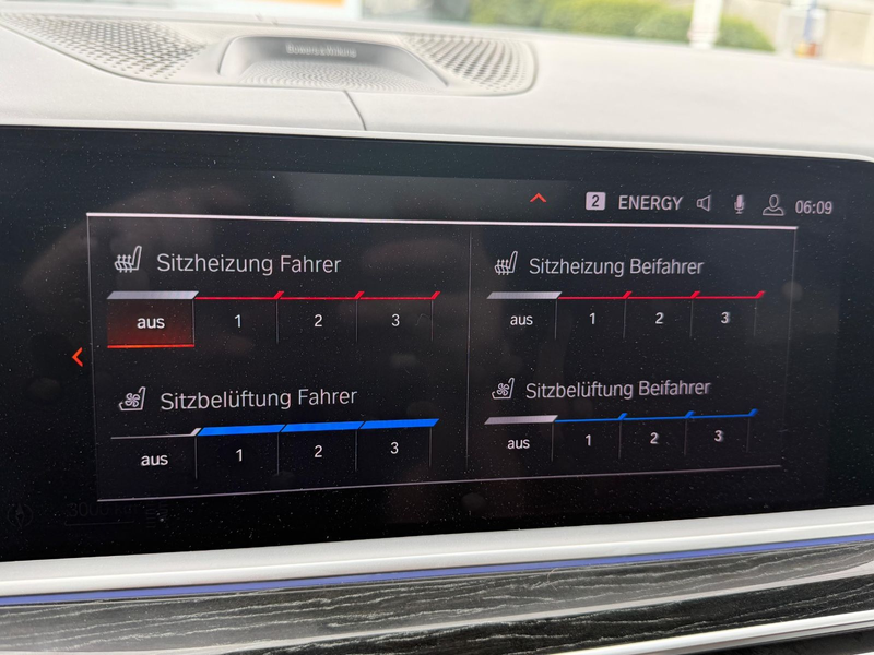 BMW X7 xDrive40i HeadUp, Gestik, Massage, Laser Voll — photo 10