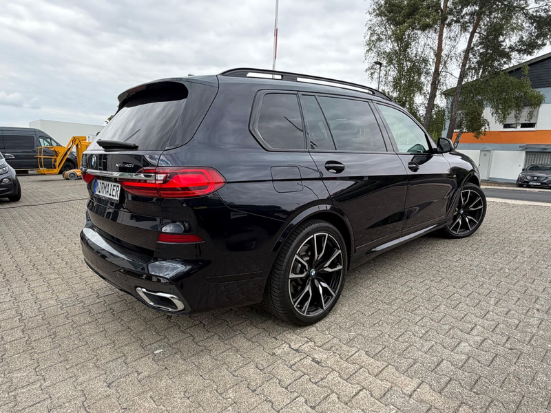 BMW X7 xDrive40i HeadUp, Gestik, Massage, Laser Voll — photo 7
