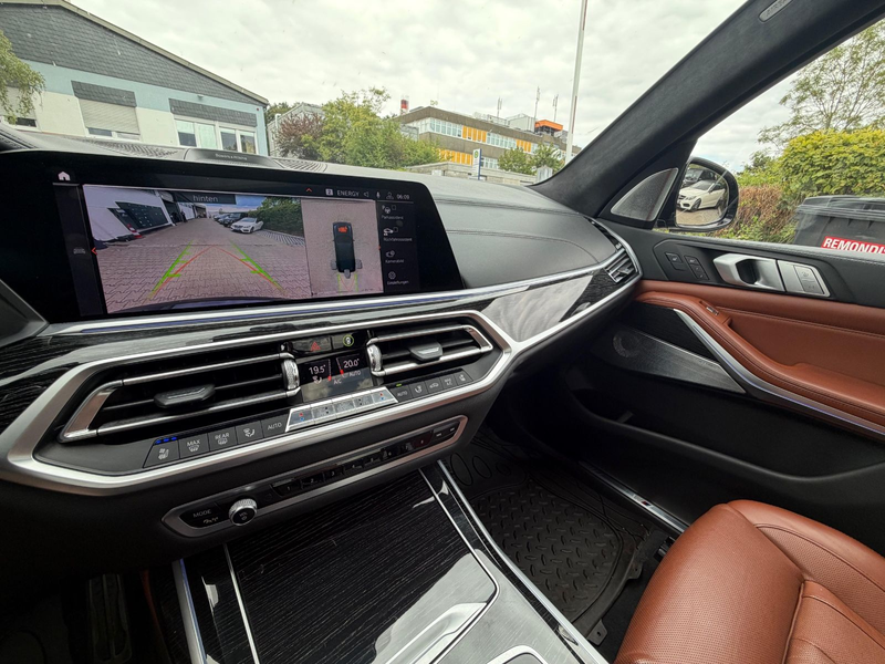 BMW X7 xDrive40i HeadUp, Gestik, Massage, Laser Voll — photo 9