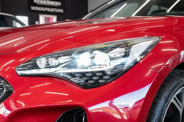 Kia Stinger view 4