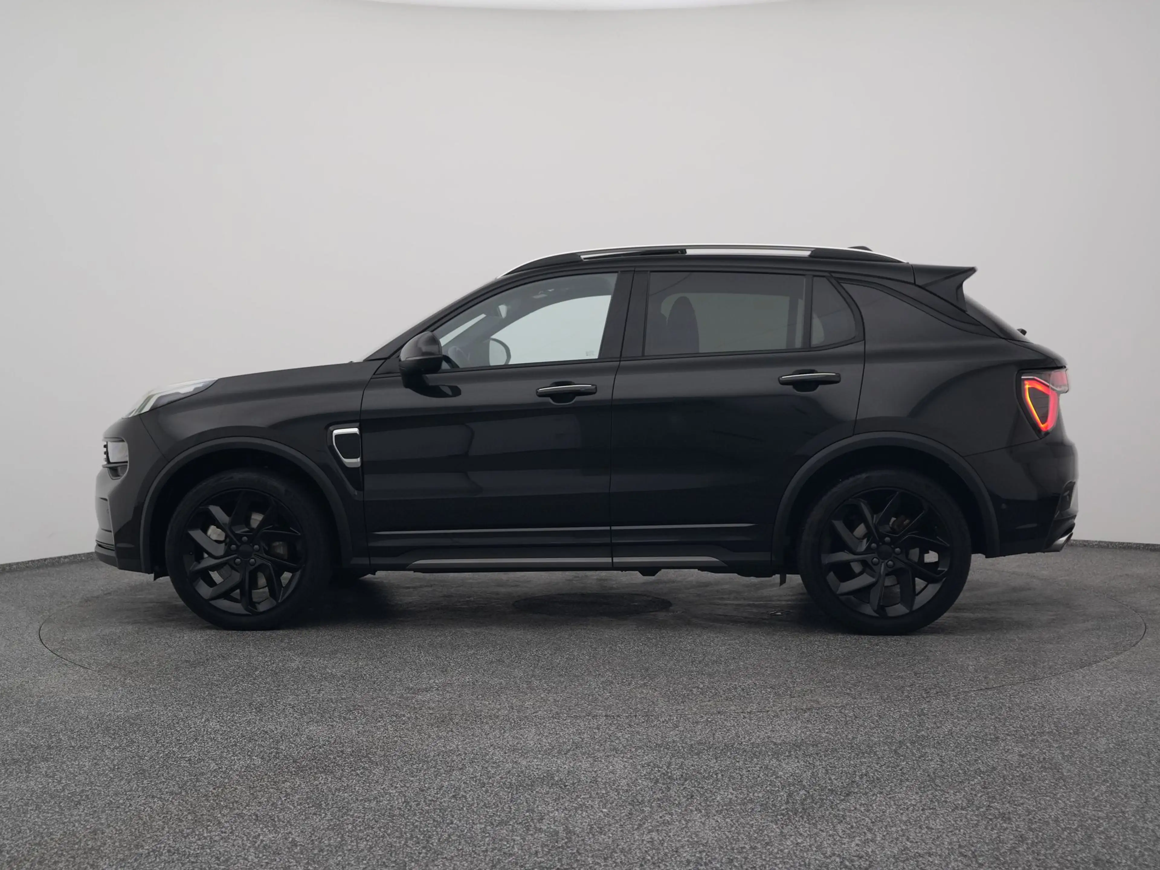 Lynk & Co 01 1.5 Plug-in Hybrid | 360° | BLACK | ZWARTE HEMEL | — photo 13