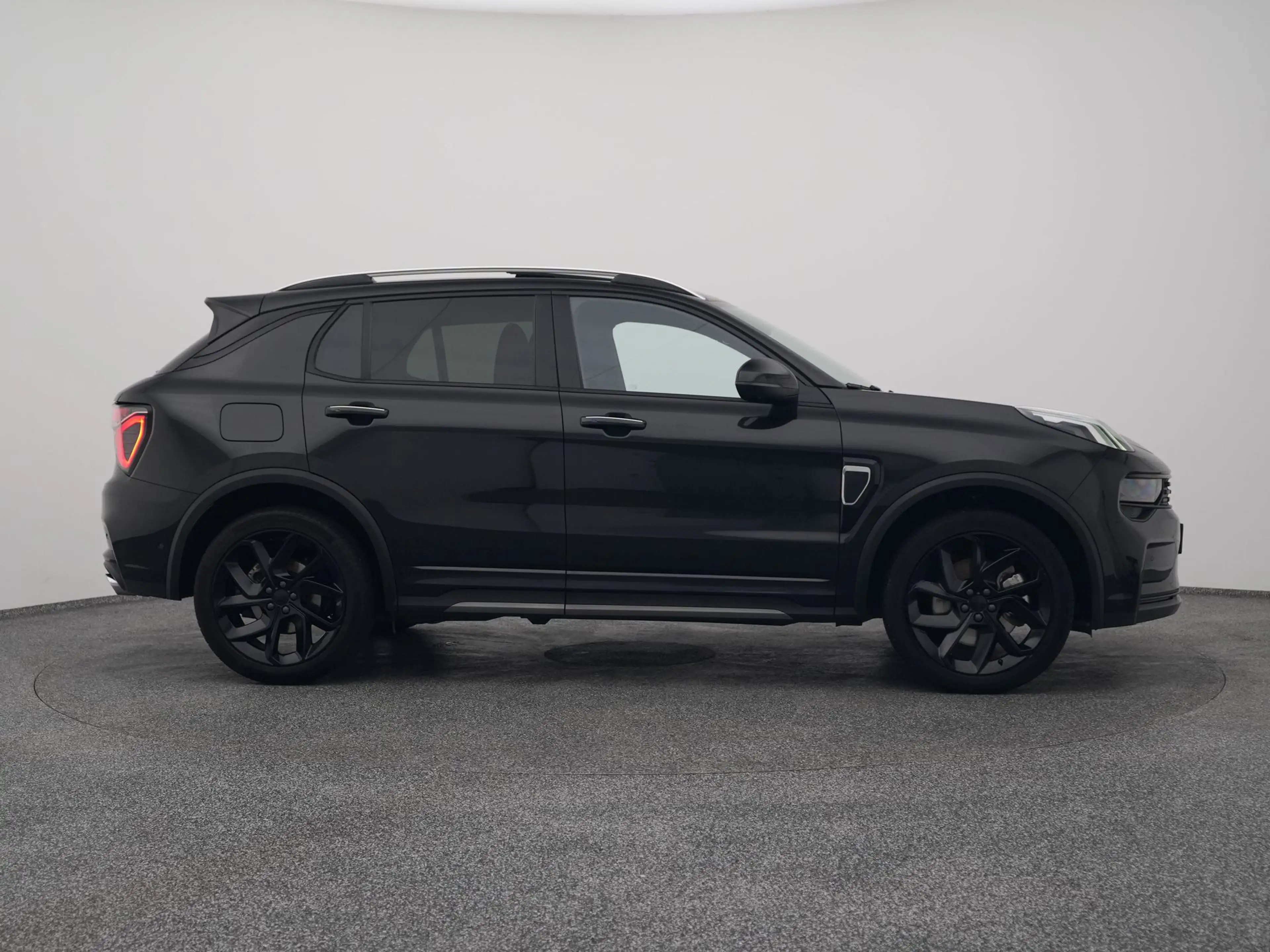Lynk & Co 01 1.5 Plug-in Hybrid | 360° | BLACK | ZWARTE HEMEL | — photo 14