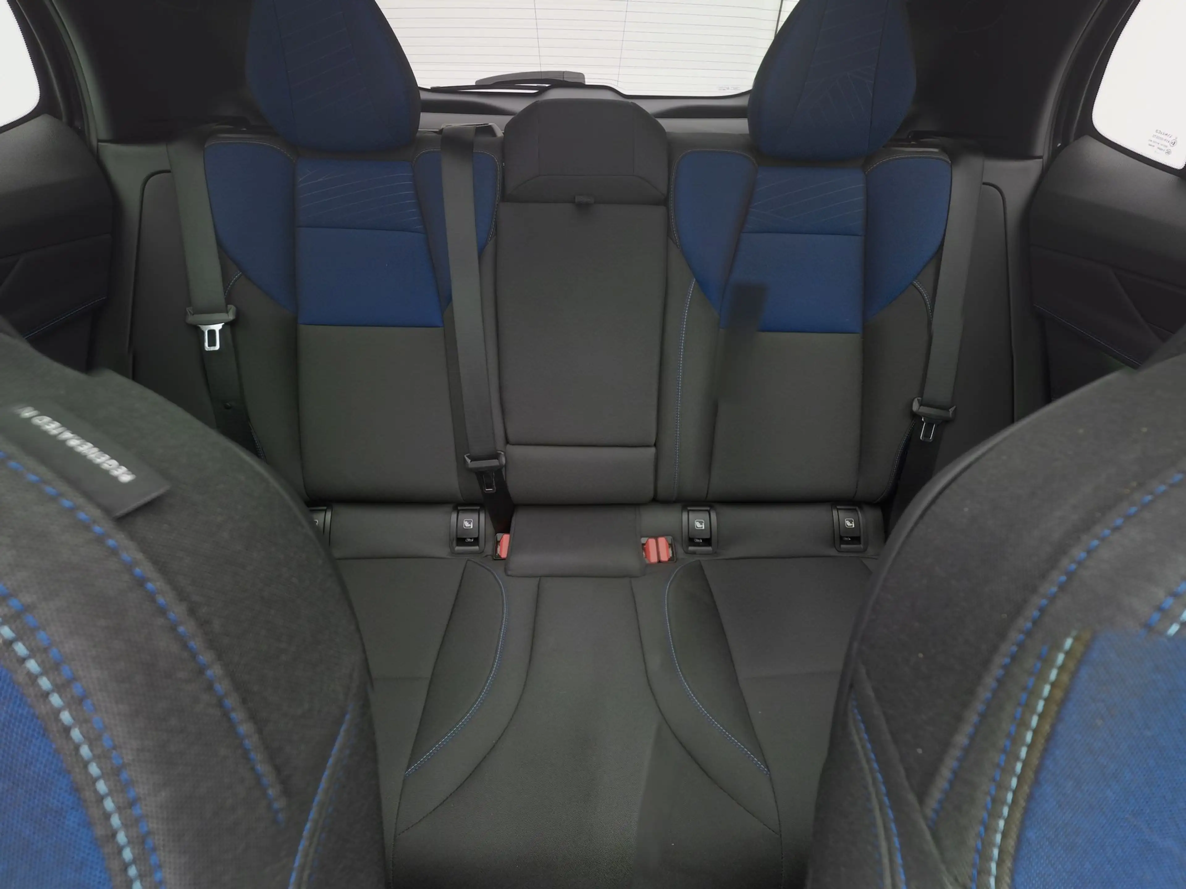 Lynk & Co 01 1.5 Plug-in Hybrid | 360° | BLACK | ZWARTE HEMEL | — photo 4
