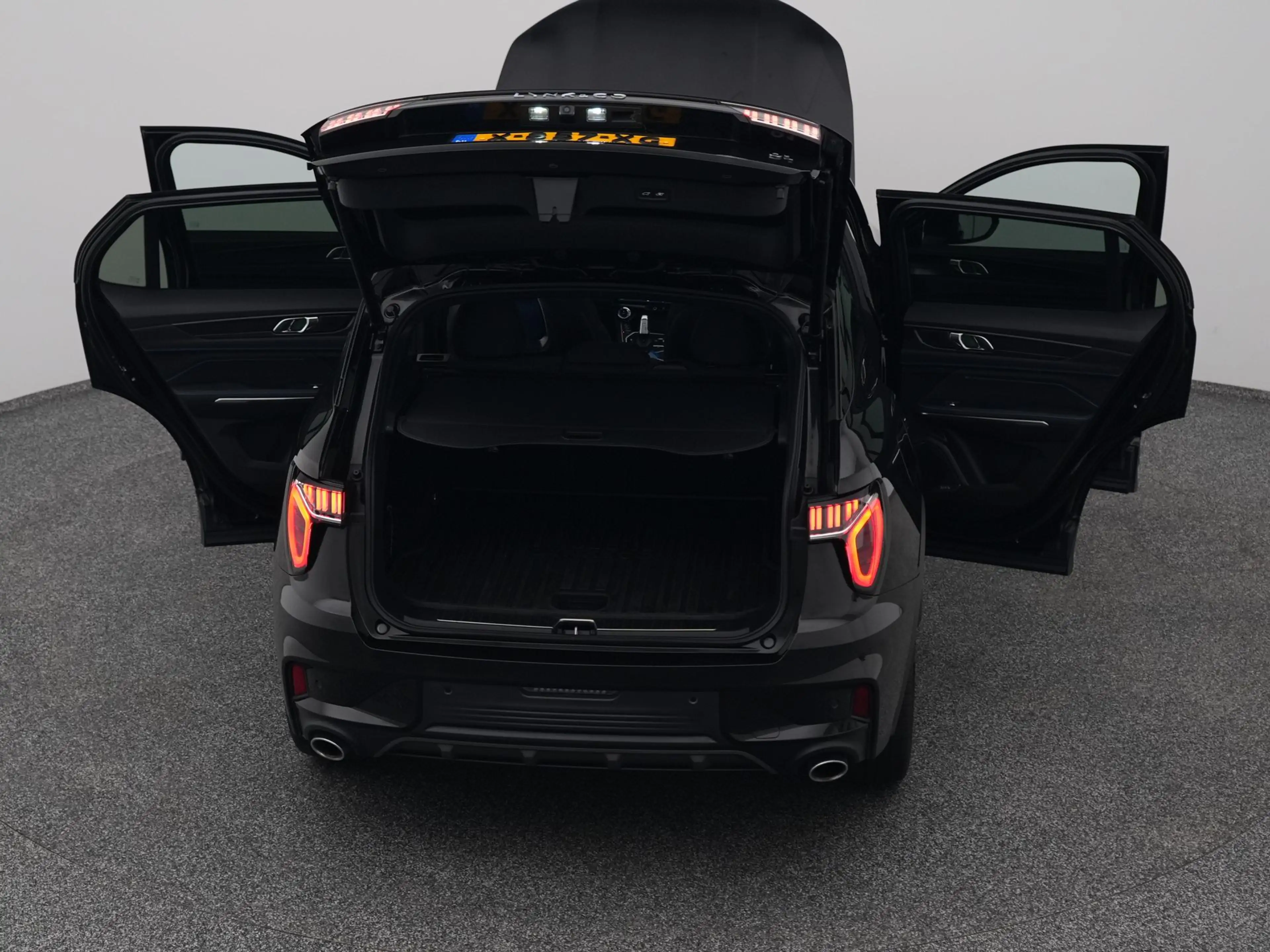 Lynk & Co 01 1.5 Plug-in Hybrid | 360° | BLACK | ZWARTE HEMEL | — photo 29