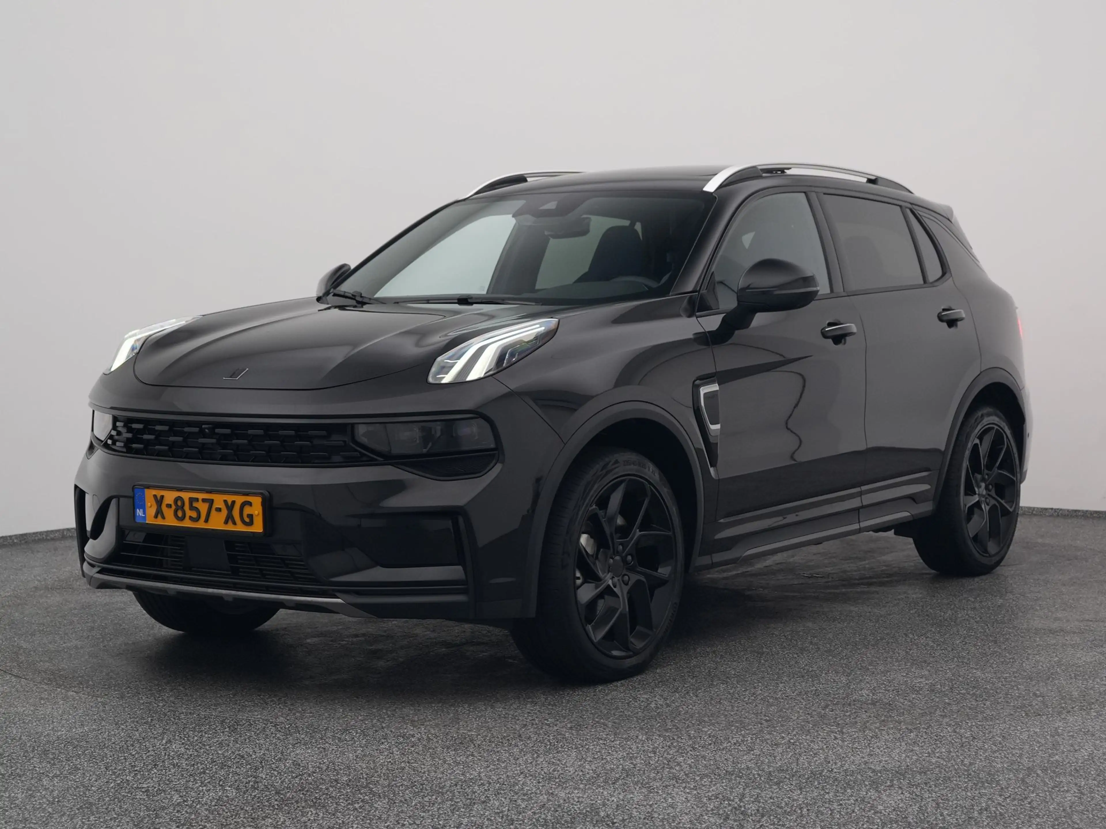 Lynk & Co 01 1.5 Plug-in Hybrid | 360° | BLACK | ZWARTE HEMEL |