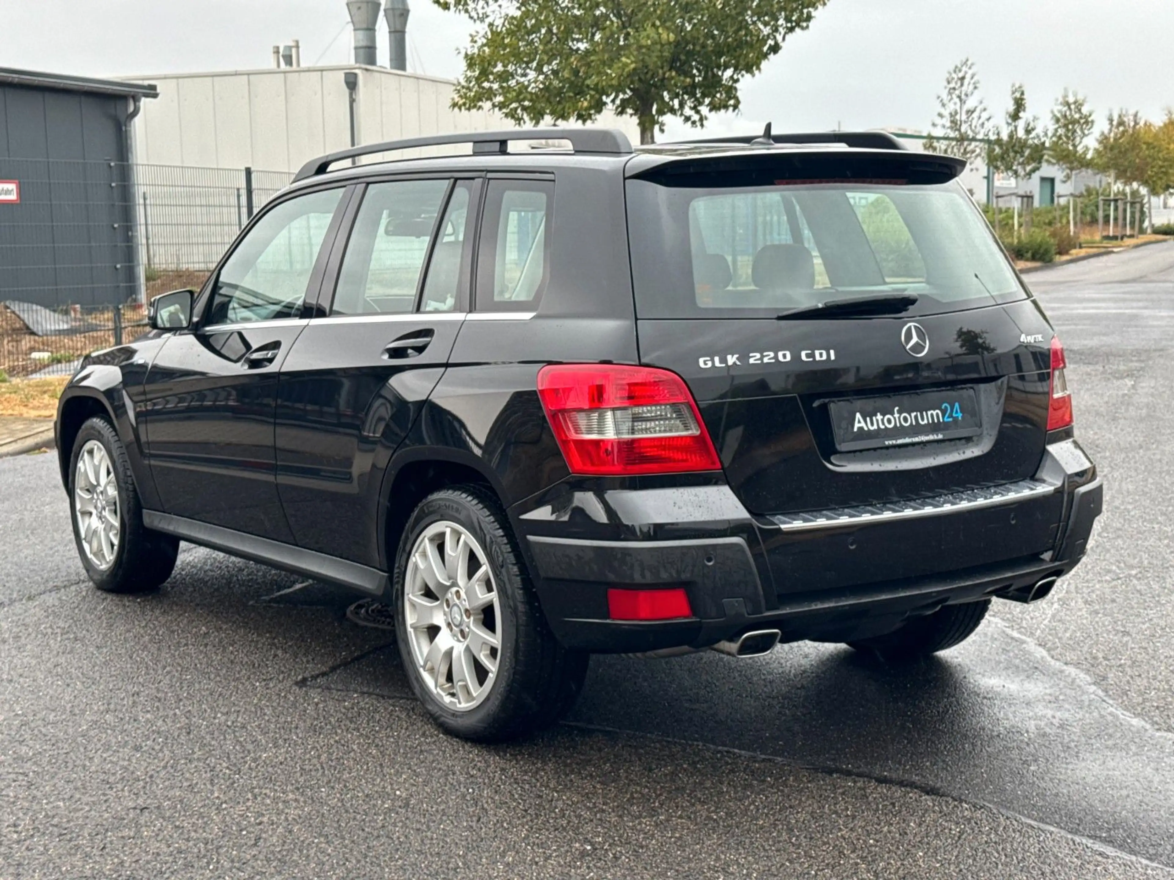 Mercedes-Benz GLK 220 GLK220 BlueEfficiency 4Matic*Autom.*Leder*1-Hand — photo 3