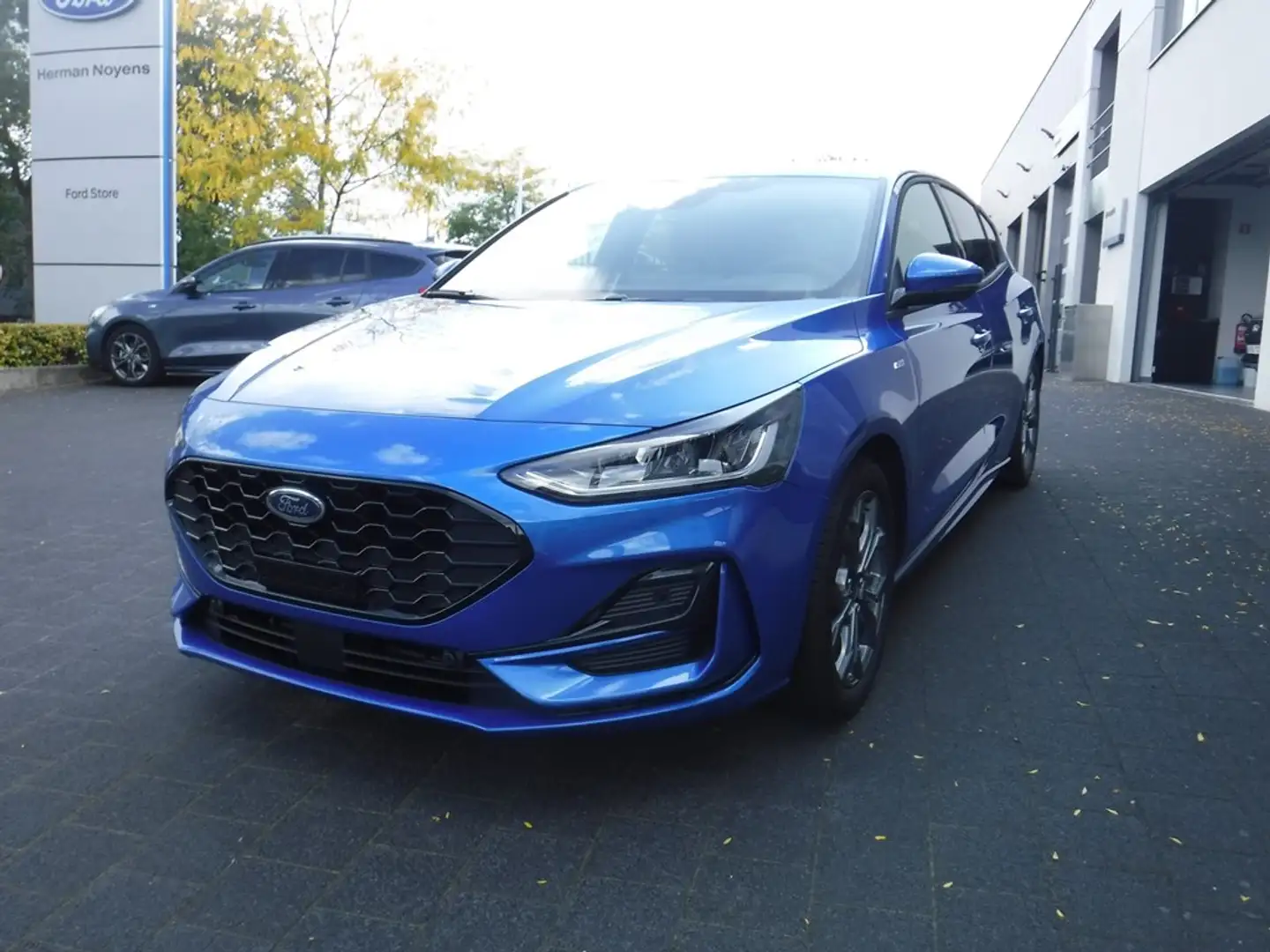 Ford Focus St-line Blau - 2