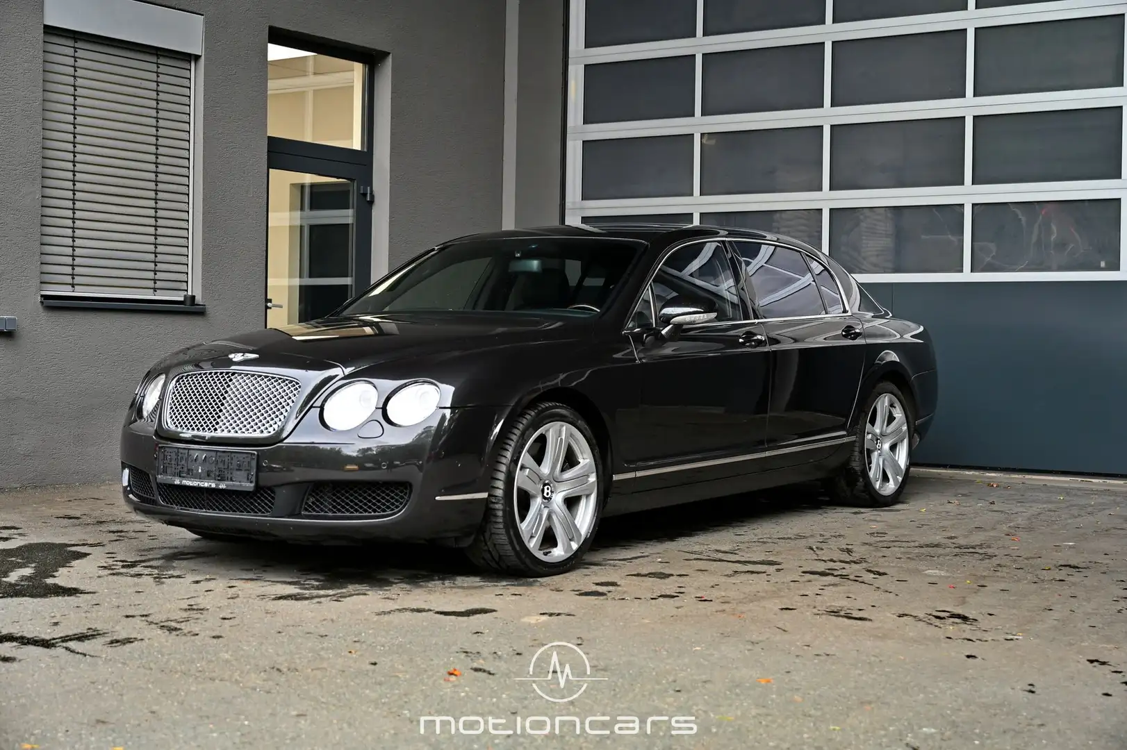 Bentley Flying Spur EXP € 27.480,- Noir - 1