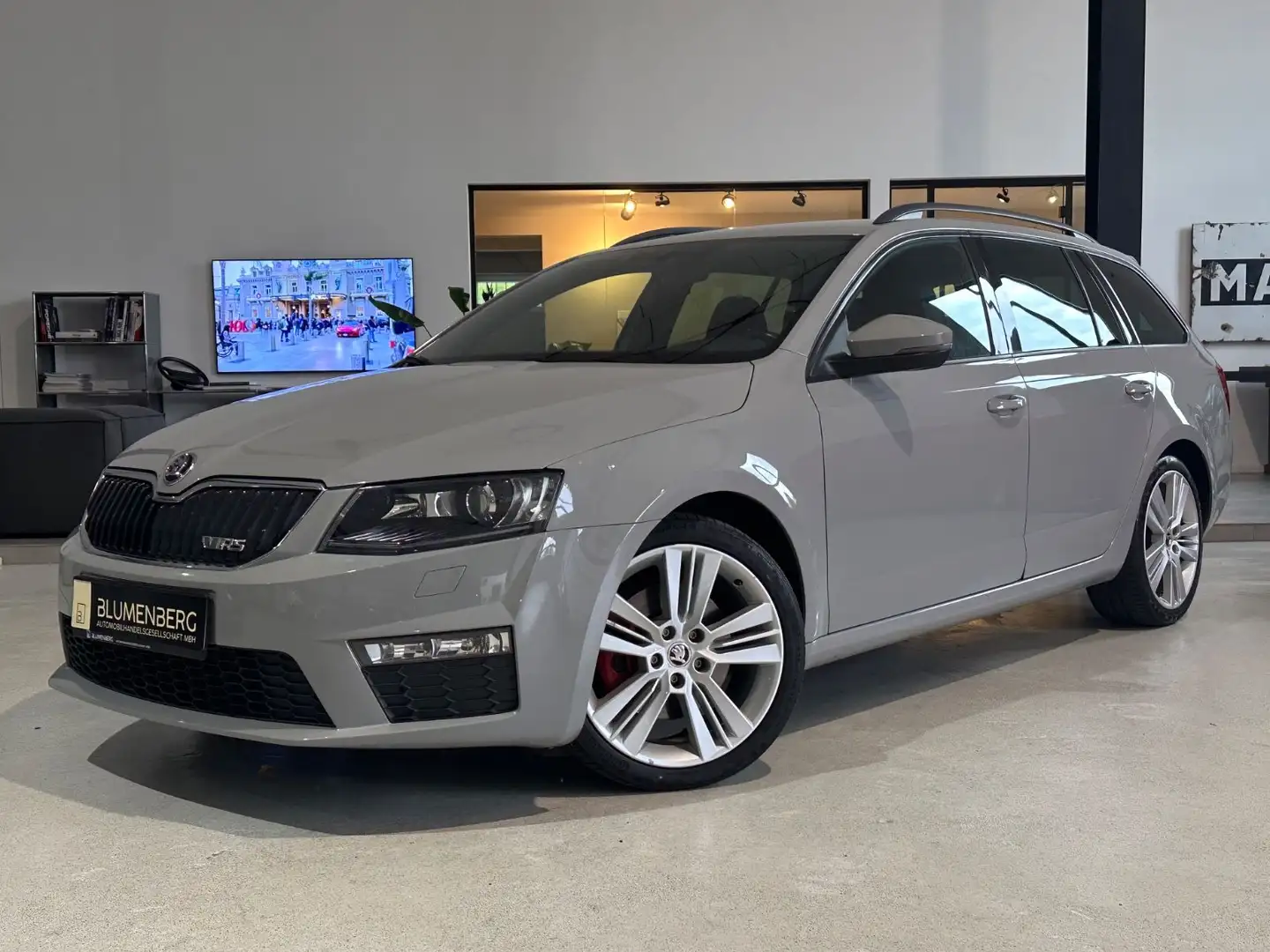 Skoda Octavia 2.0 TDI Combi RS *Navi,Smartlink,Tempo* Grau - 1