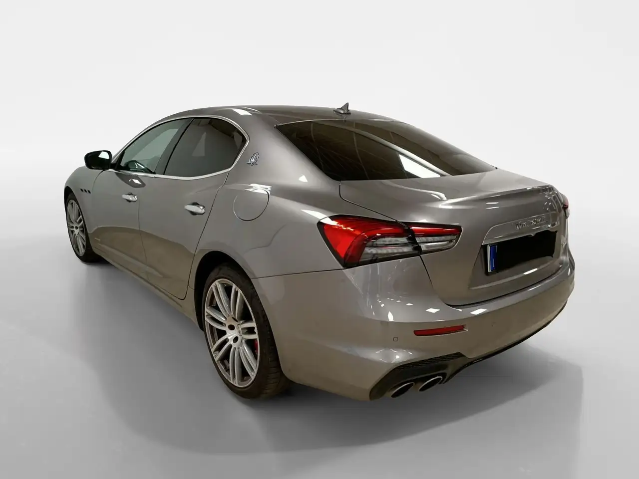 Maserati Ghibli 2021