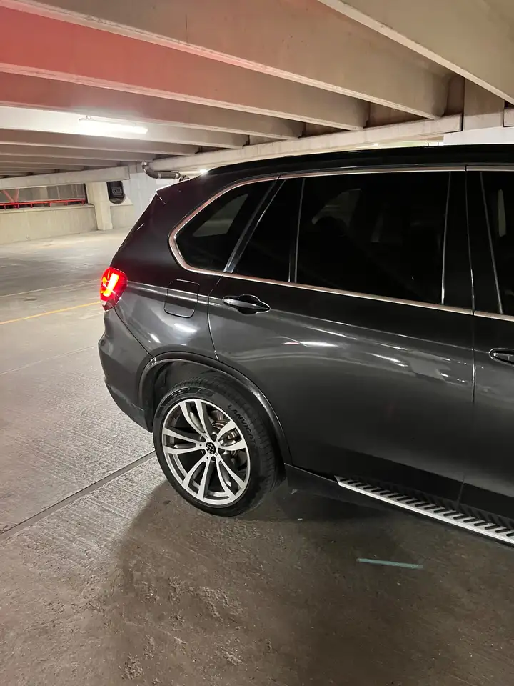 BMW X5 photo BMW X5