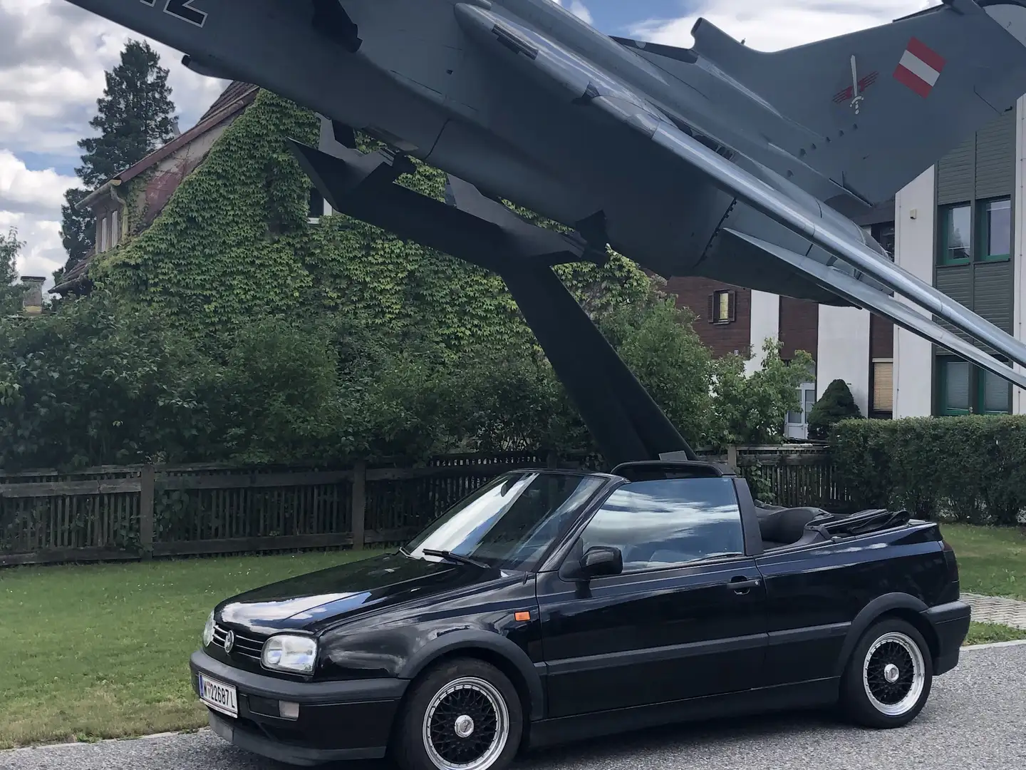 Volkswagen Golf Cabriolet Avantgarde - 1