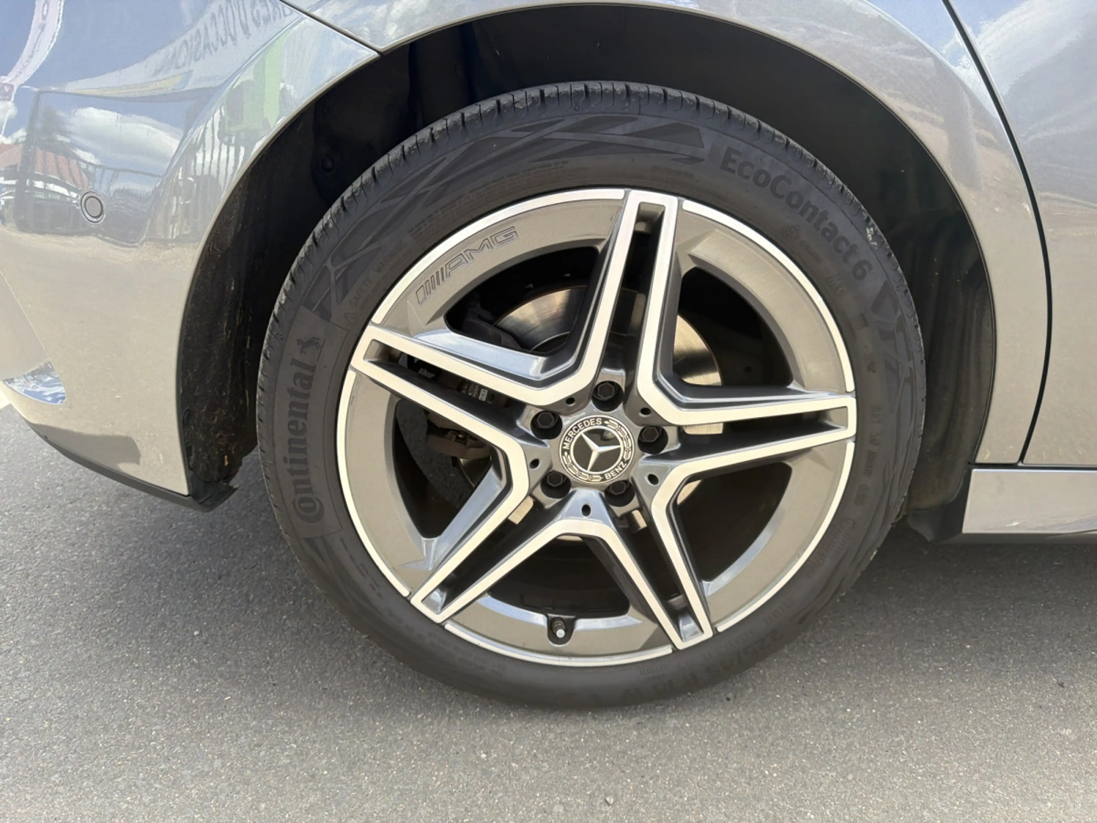 Mercedes-Benz A 220 AMG LINE 190CV — photo 4