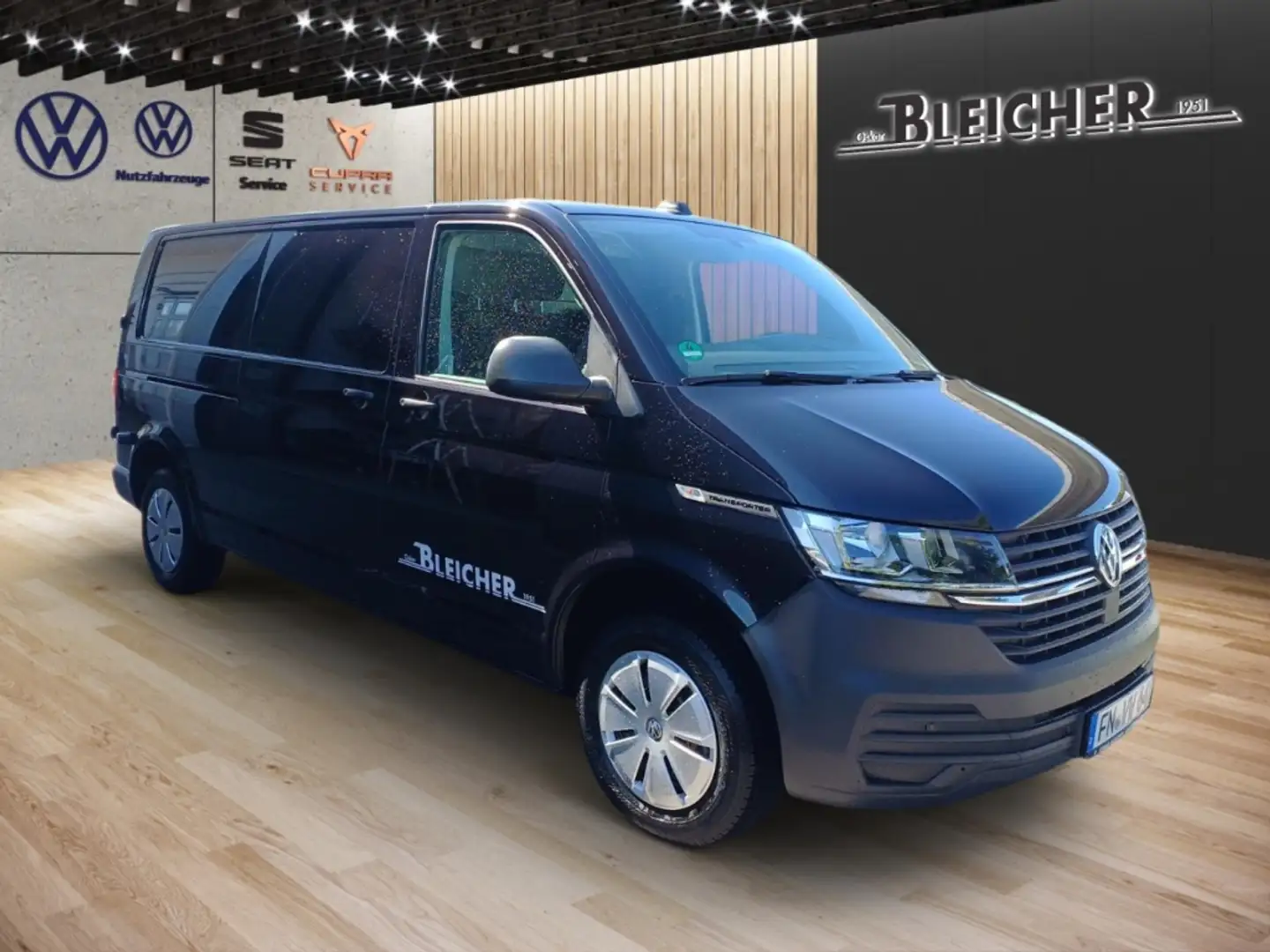 Volkswagen T6.1 Transporter Kasten lang 2,0 l TDI FWD 110 kW 7-G-DSG Zwart - 2