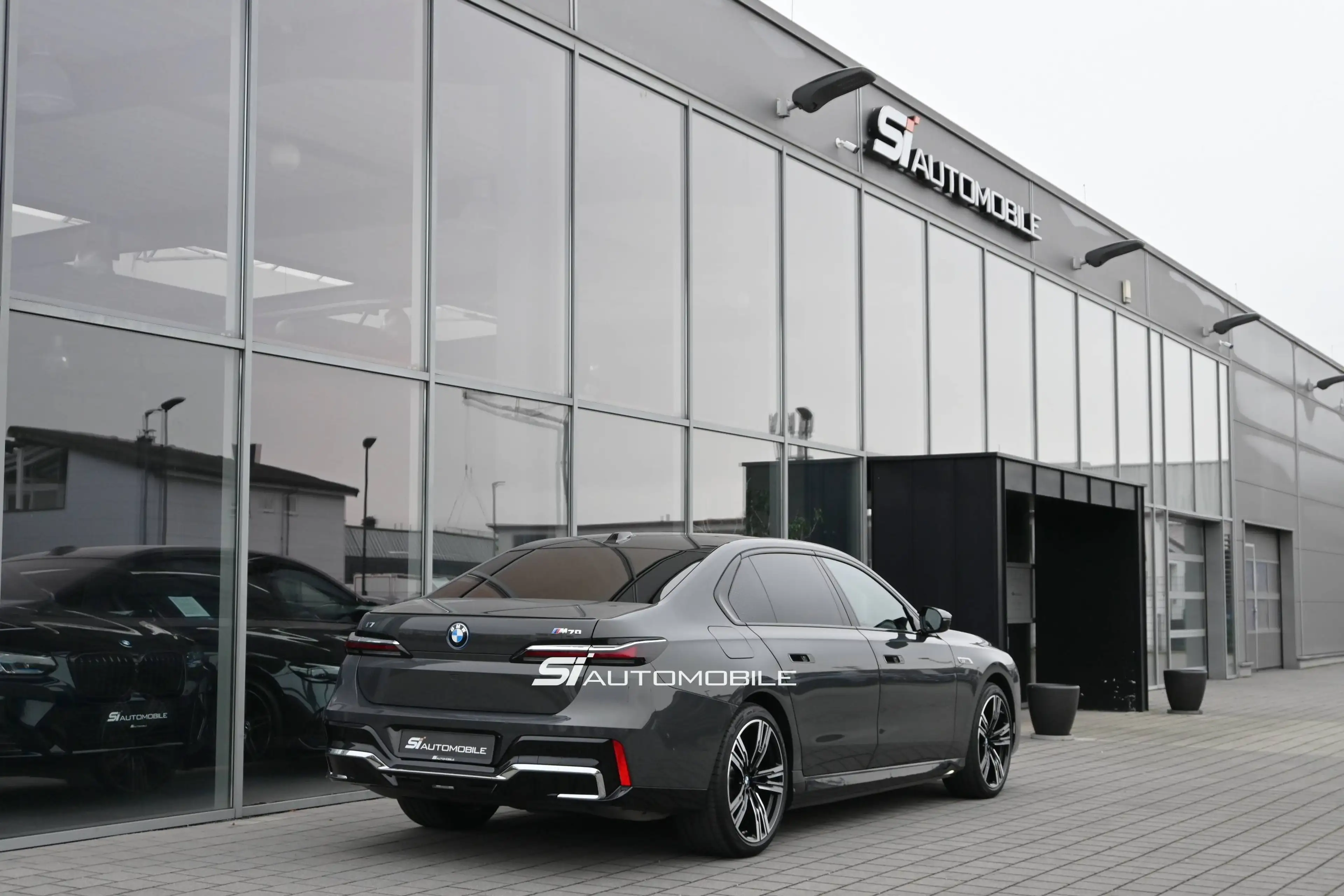 BMW i7 M70 xDrive *UVP 223.369€*VOLLLEDER+ALCANTARA* — photo 5