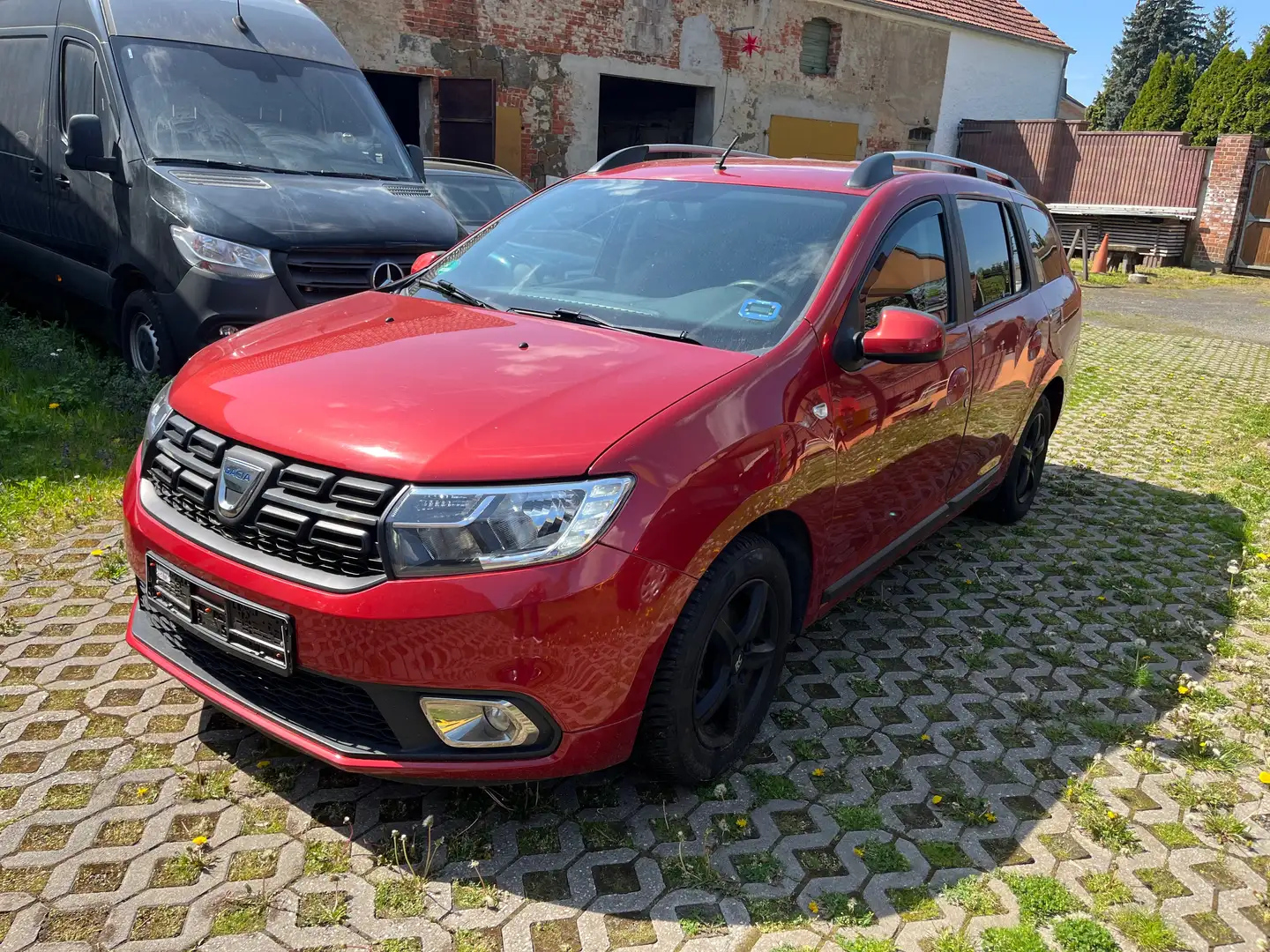 Dacia Logan MCV SCe 75 Comfort Rot - 1