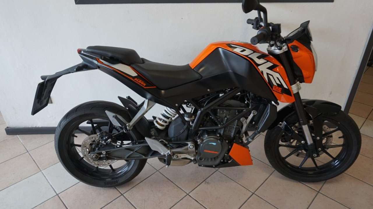 KTM 125 Duke 4T